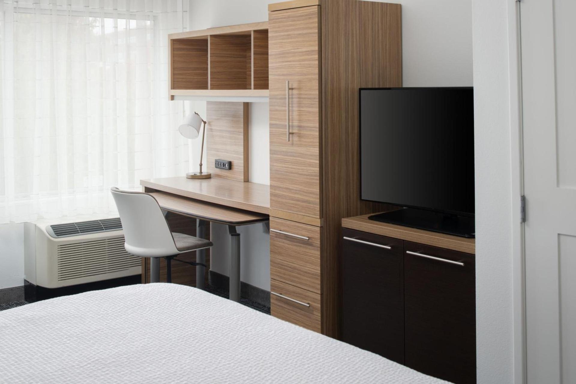TownePlace Suites by Marriott Olympia photo 12