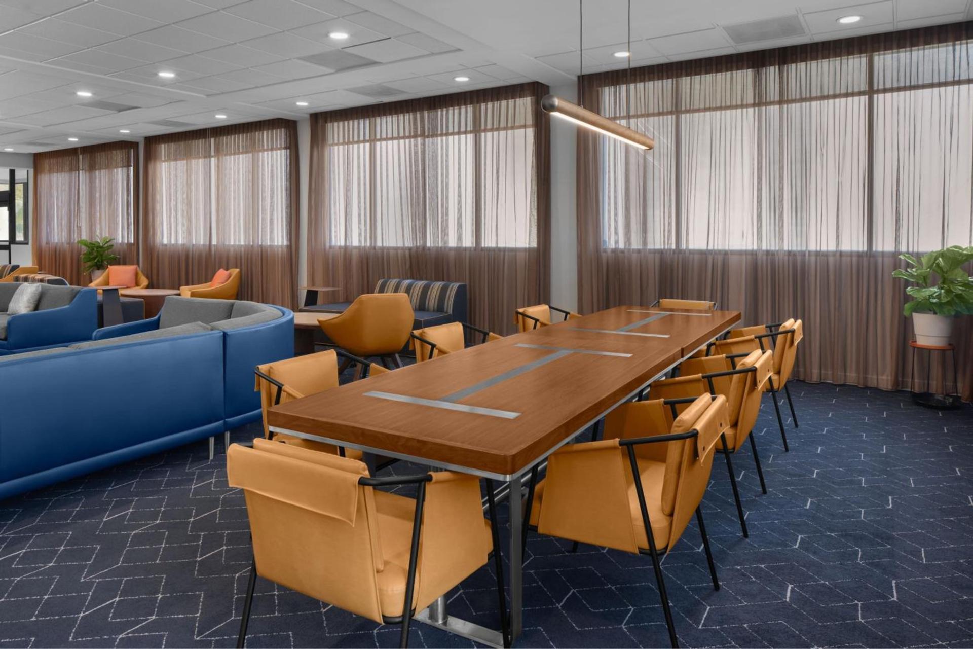 Courtyard by Marriott Cypress Anaheim / Orange County photo 23