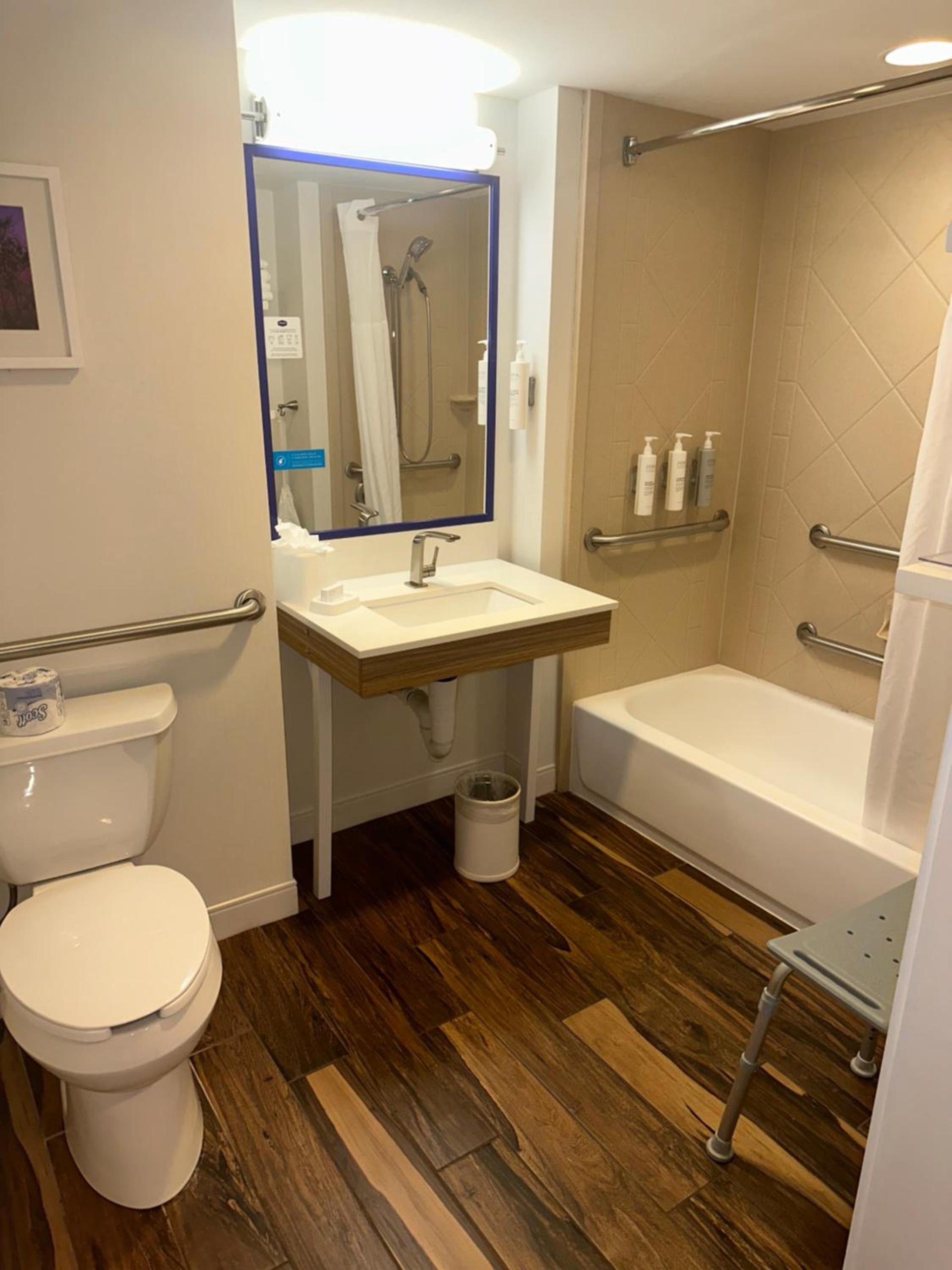 Hampton Inn Doylestown photo 50