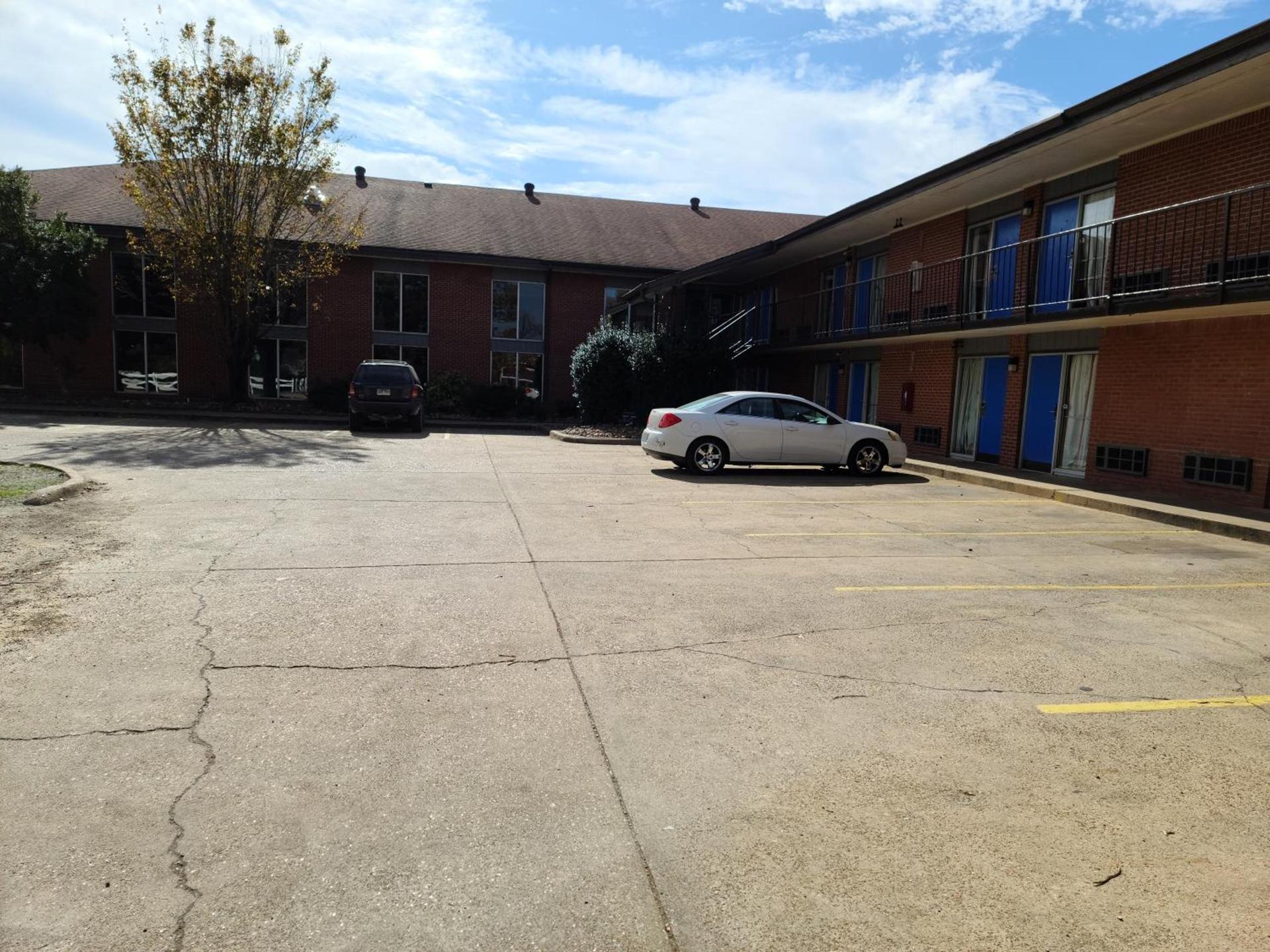 Fairview Inn & Suite photo 7