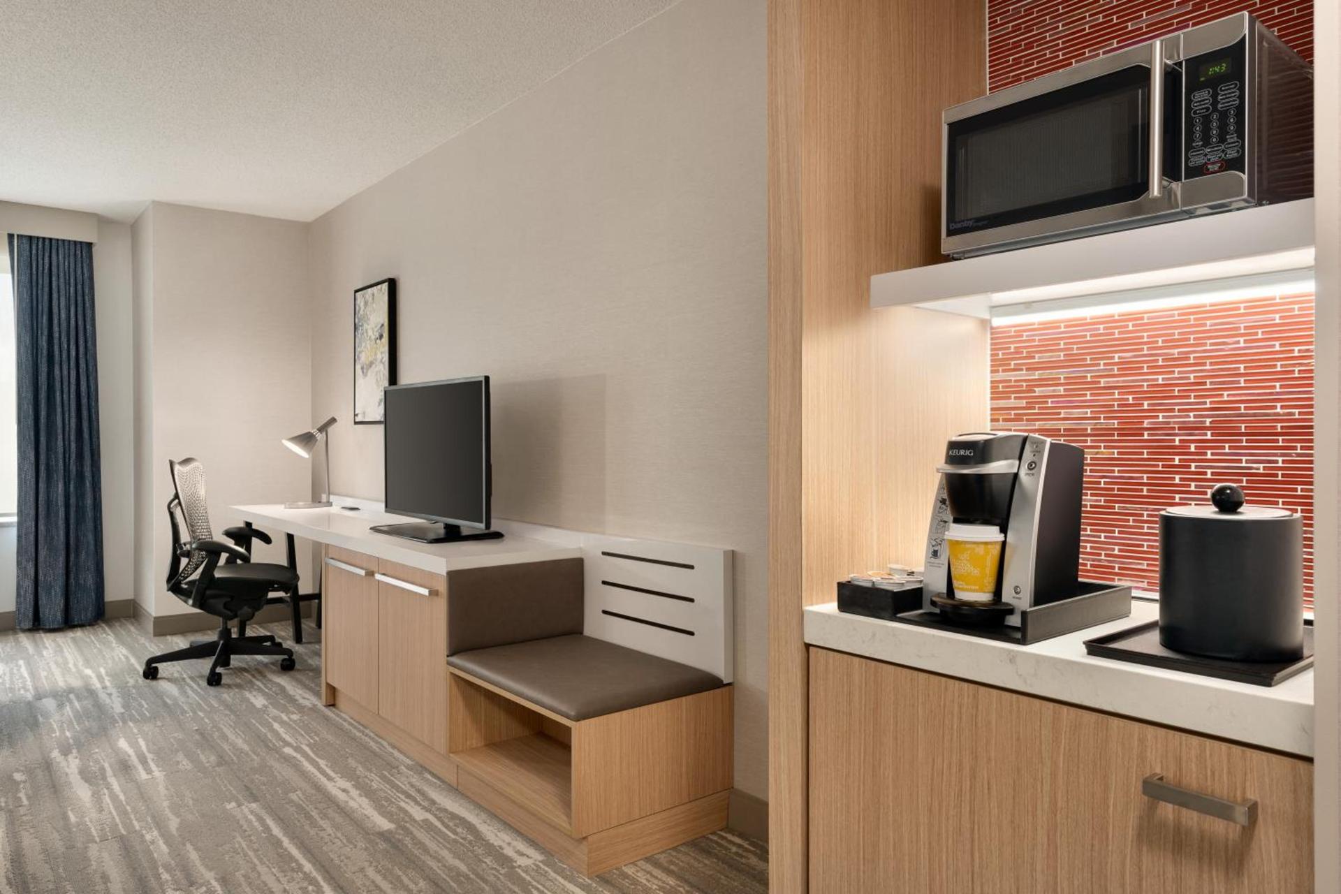 Hilton Garden Inn Tysons Corner photo 5