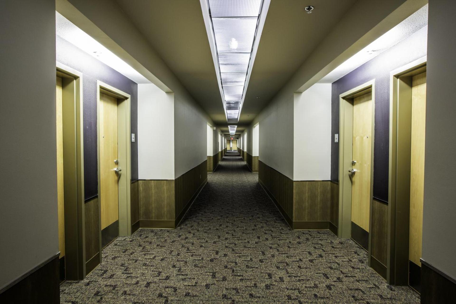 Spark by Hilton Artesia photo 22