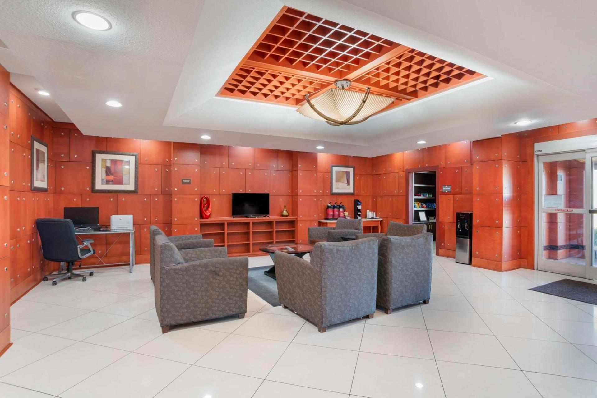 Best Western Plus Flowood Inn & Suites photo 3
