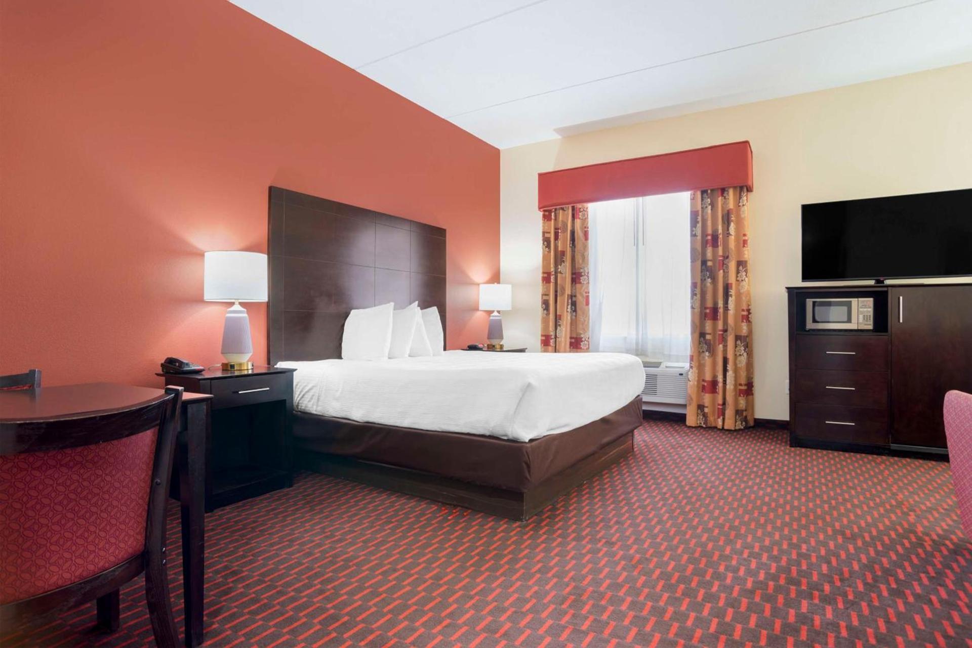 Best Western Plus Flowood Inn & Suites photo 5