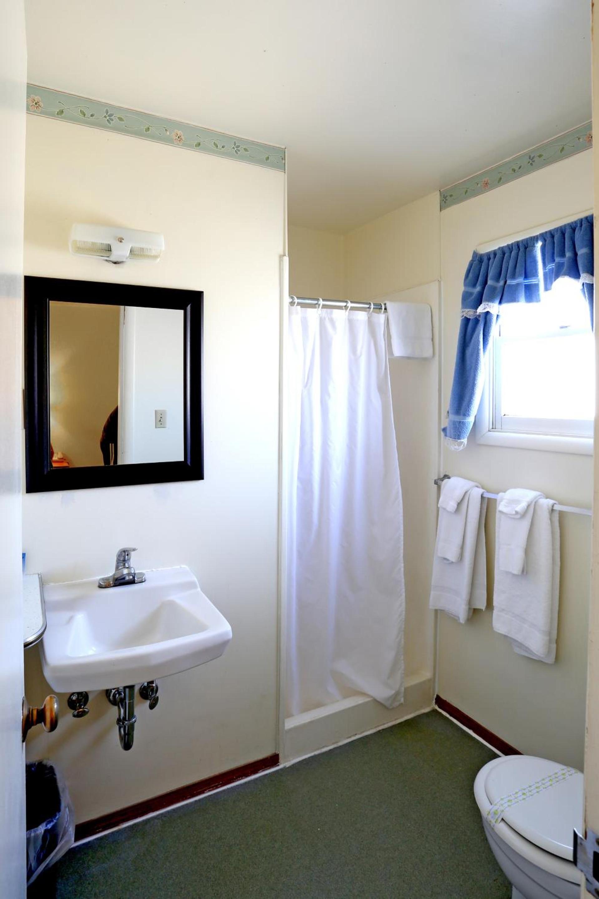 Blue Mountain Motel photo 4