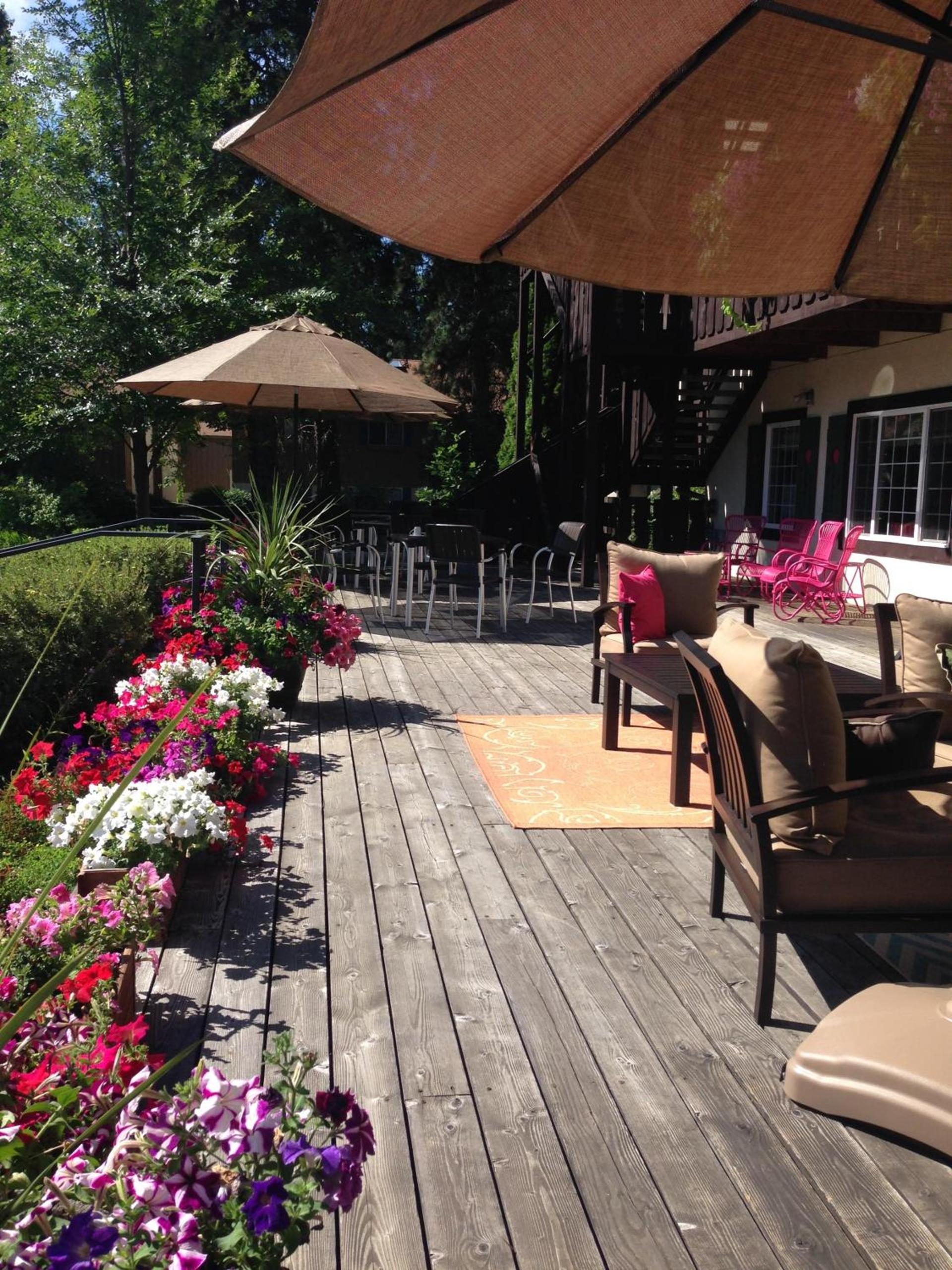Blue Elk Inn photo 54