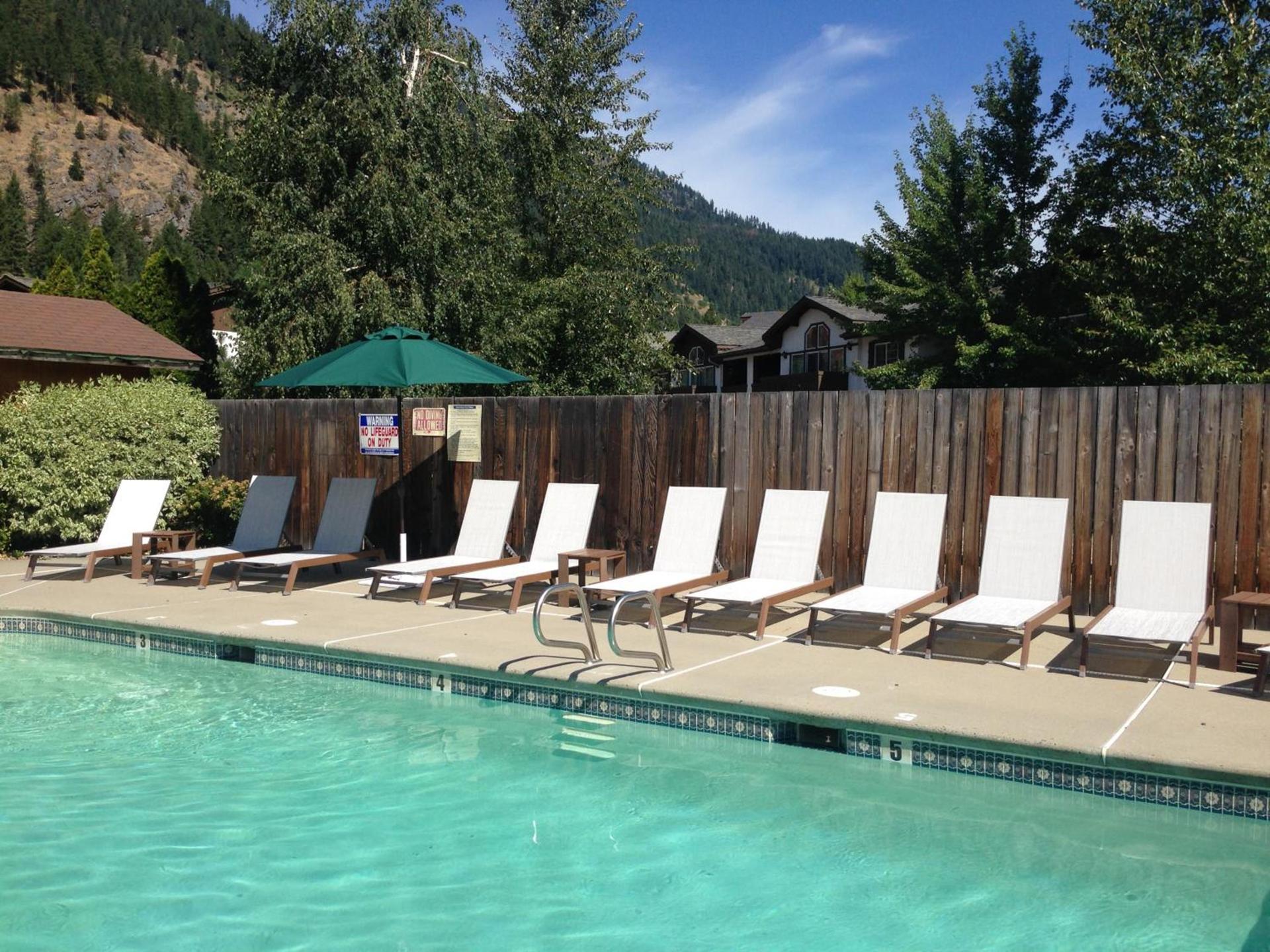 Blue Elk Inn photo 4