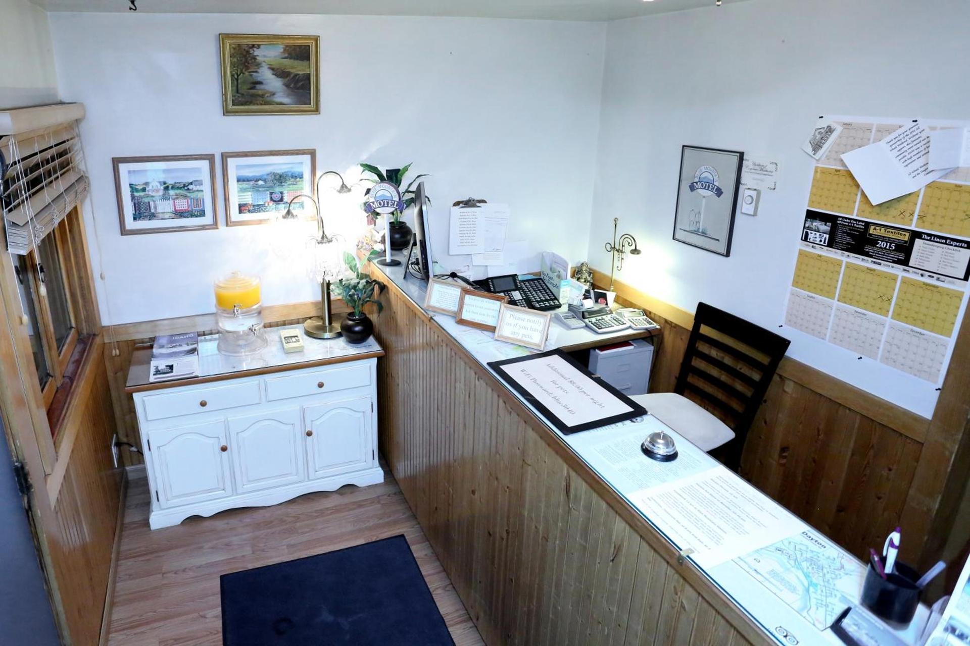 Blue Mountain Motel photo 9
