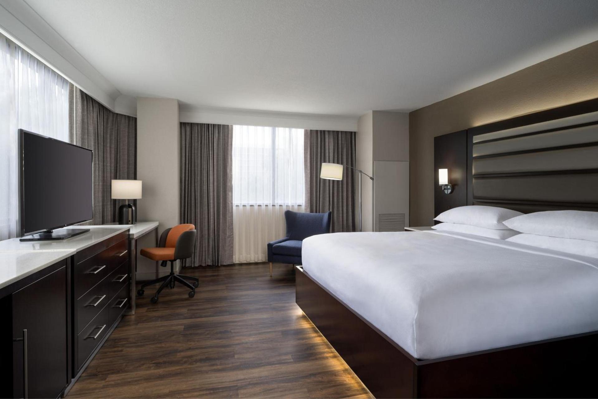 Delta Hotels by Marriott Jacksonville Deerwood photo 37