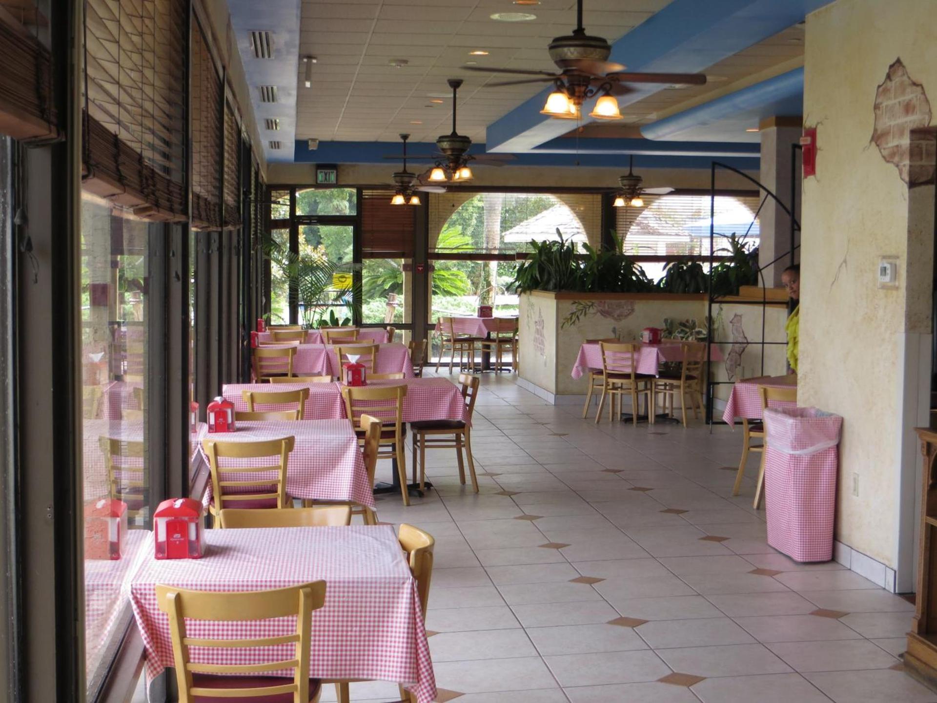 Maingate Lakeside Resort photo 19