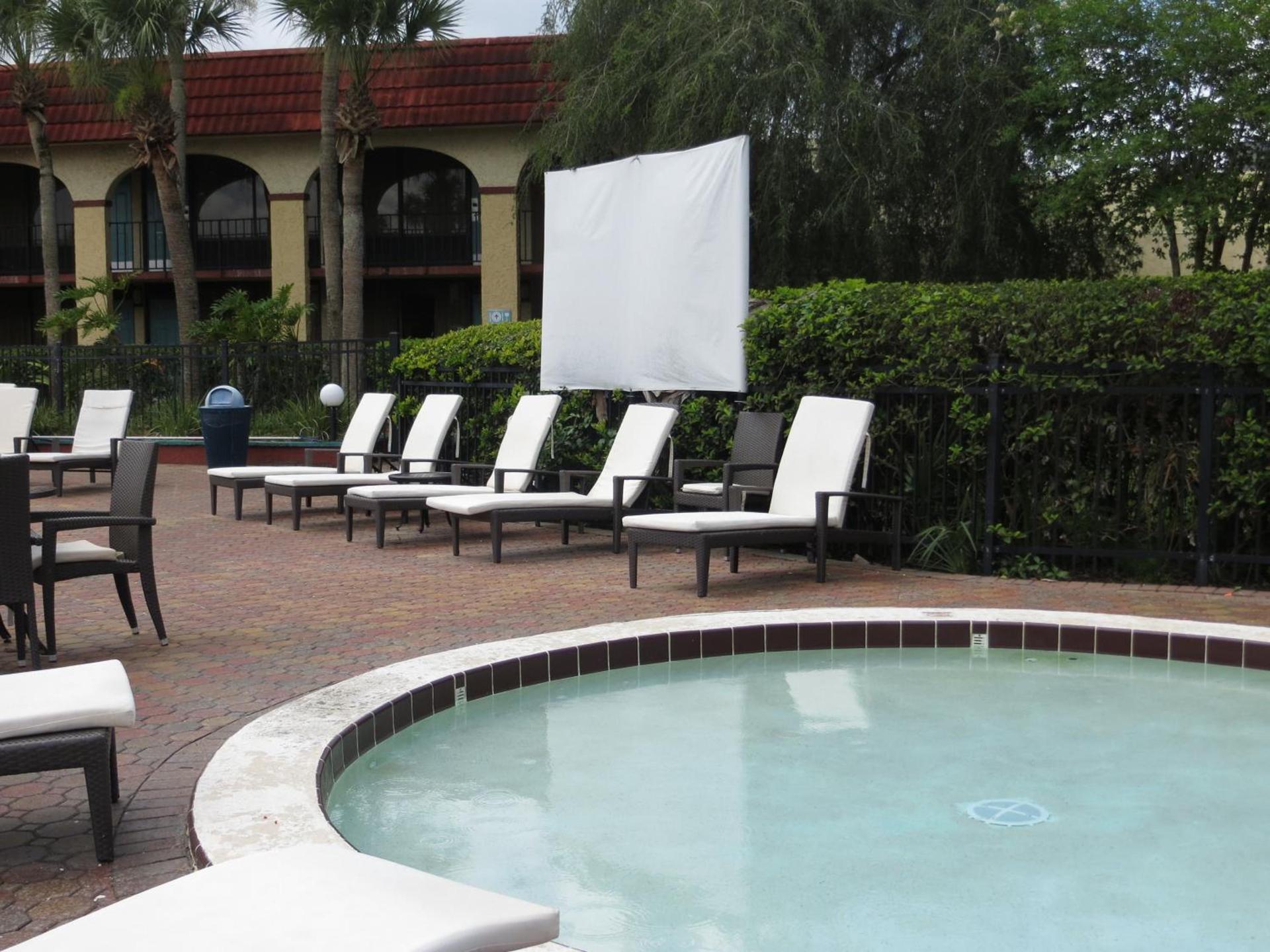 Maingate Lakeside Resort photo 11