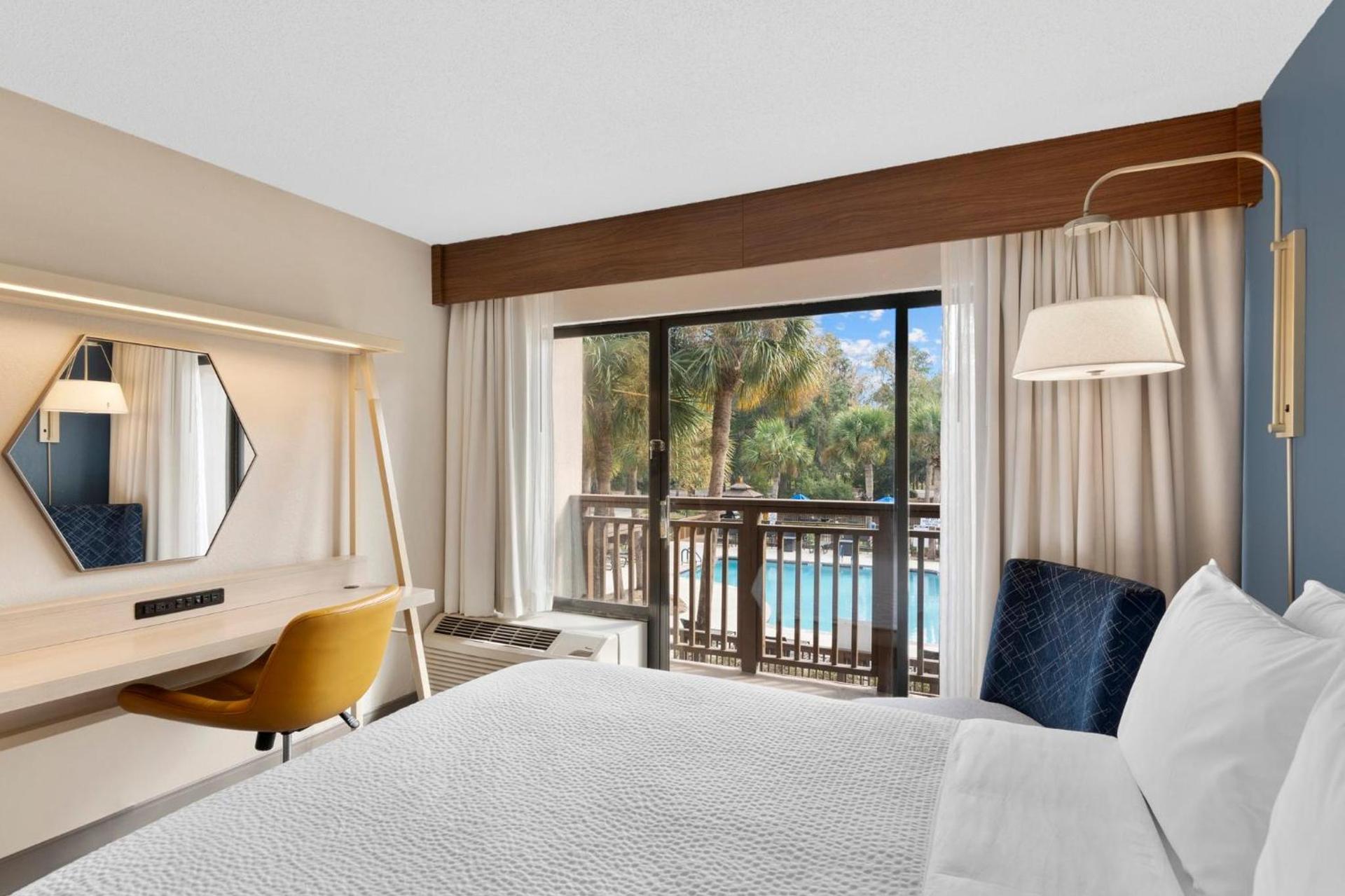 Holiday Inn Express Hilton Head Island by IHG photo 76