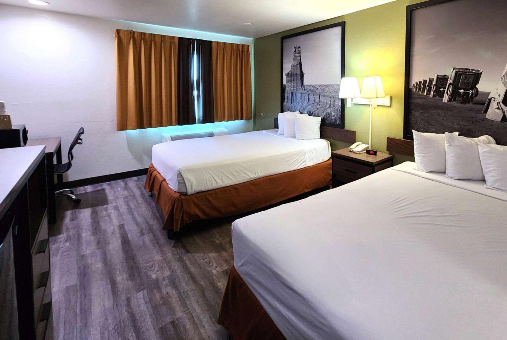 Super 8 by Wyndham Austin North/University Area photo 20