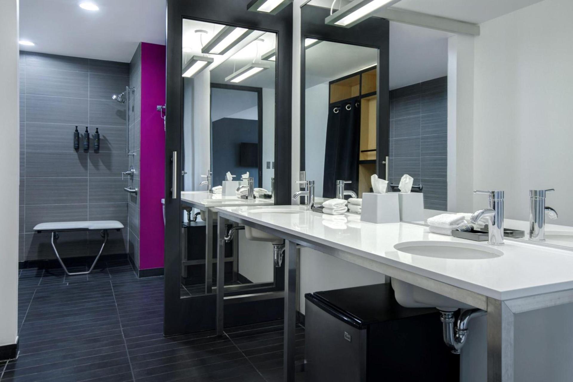 Aloft by Marriott Oklahoma City Downtown - Bricktown photo 98