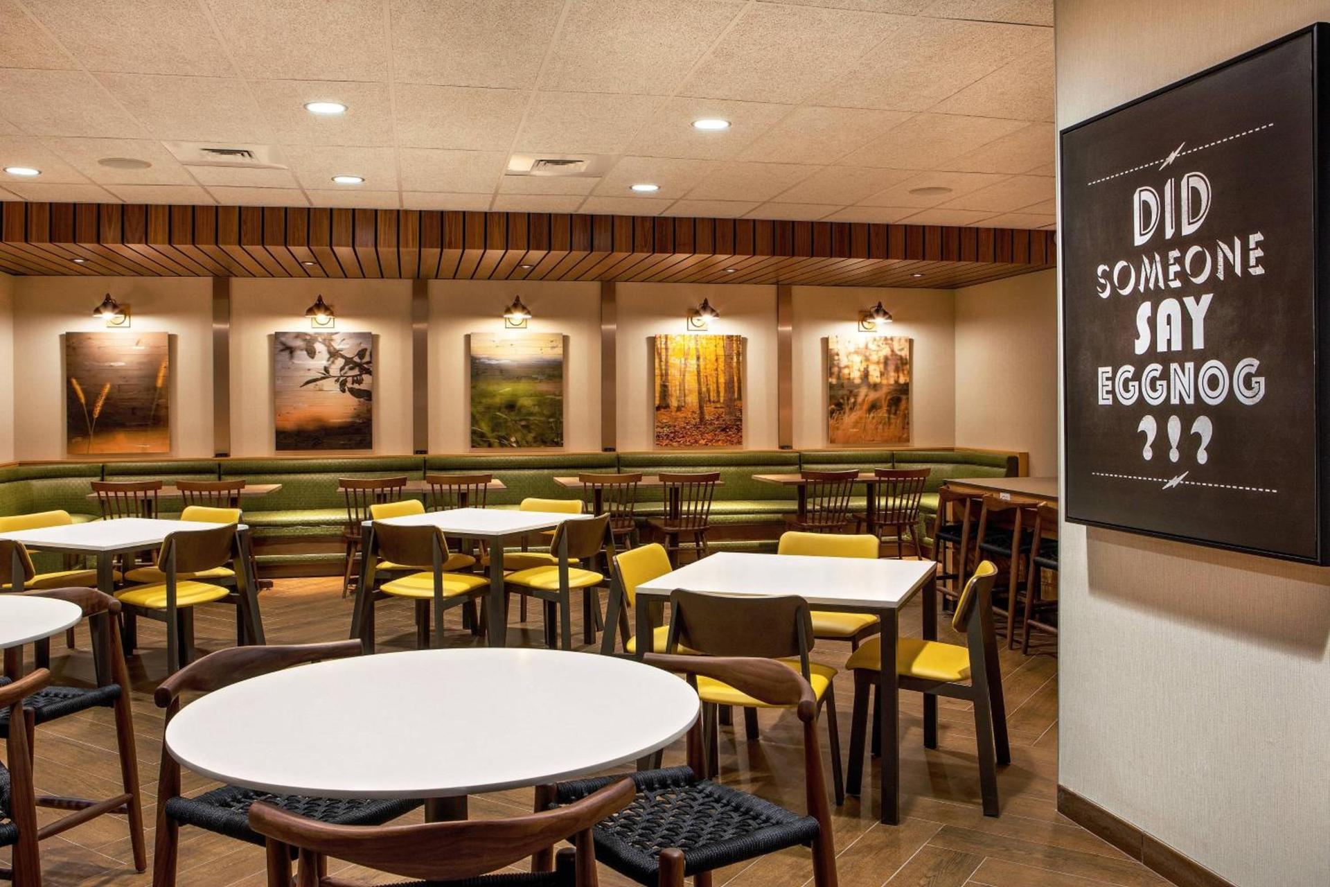 Fairfield Inn & Suites by Marriott Boston Walpole photo 12