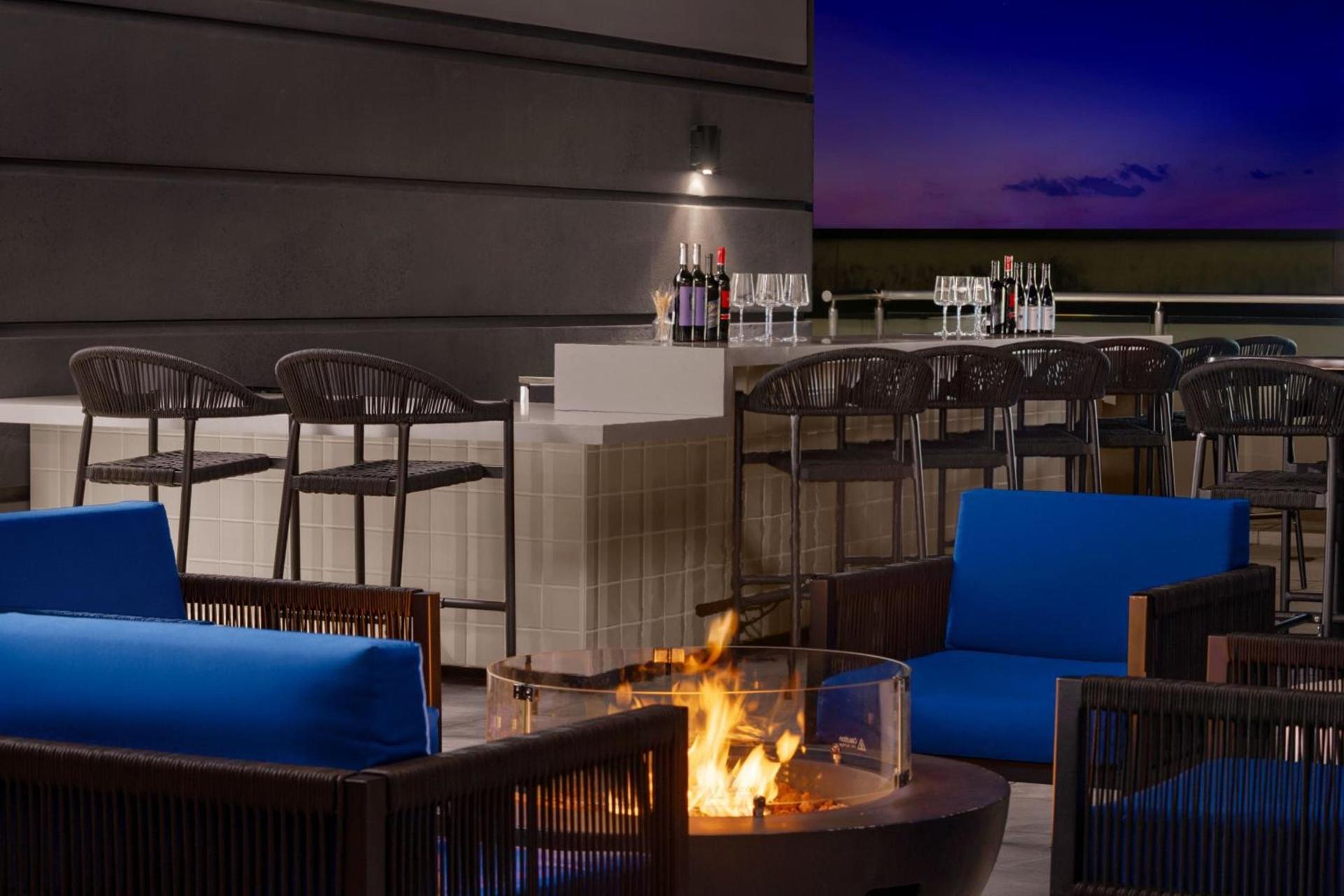 AC Hotel by Marriott Raleigh North Hills photo 28
