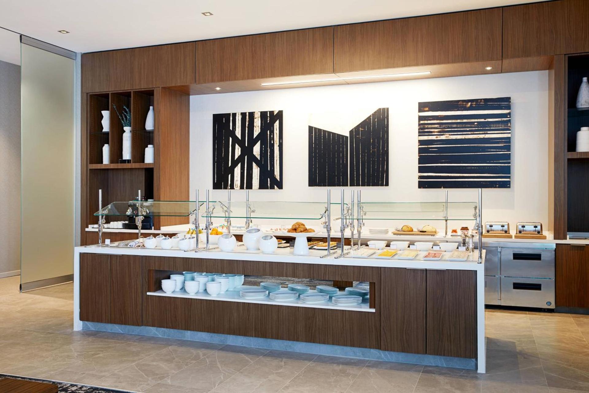 AC Hotel by Marriott Raleigh North Hills photo 36