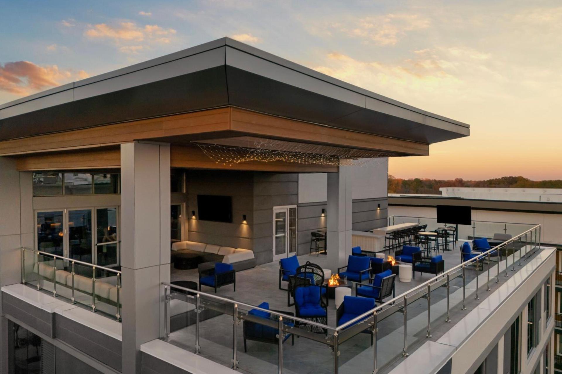 AC Hotel by Marriott Raleigh North Hills photo 30
