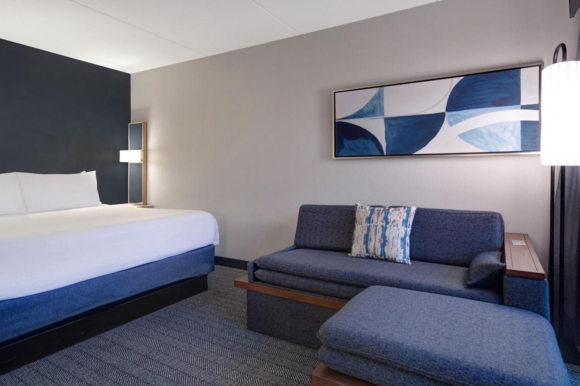 Courtyard by Marriott State College photo 20