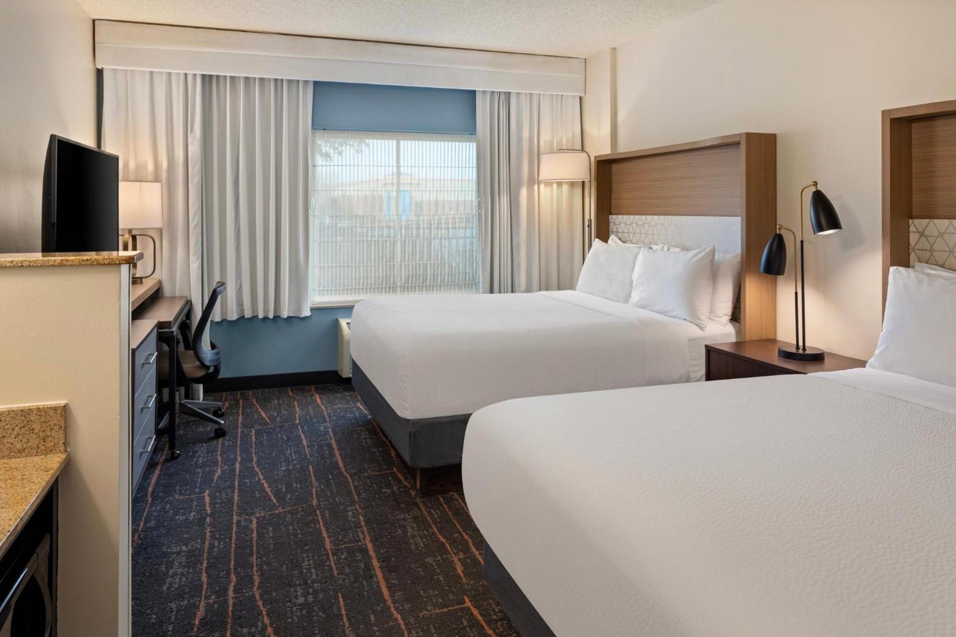Holiday Inn Hotel & Suites Maple Grove Northwest Minneapolis-Arbor Lakes by IHG photo 19