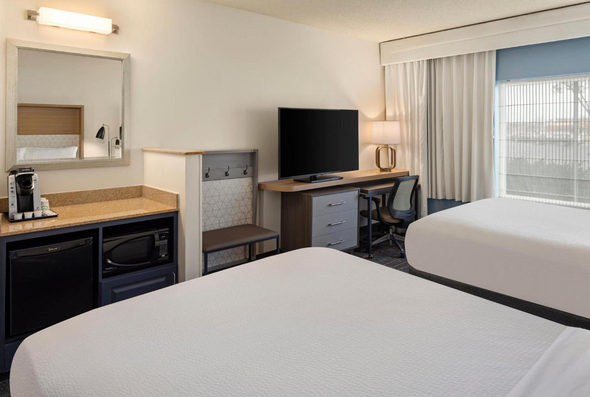 Holiday Inn Hotel & Suites Maple Grove Northwest Minneapolis-Arbor Lakes by IHG photo 21