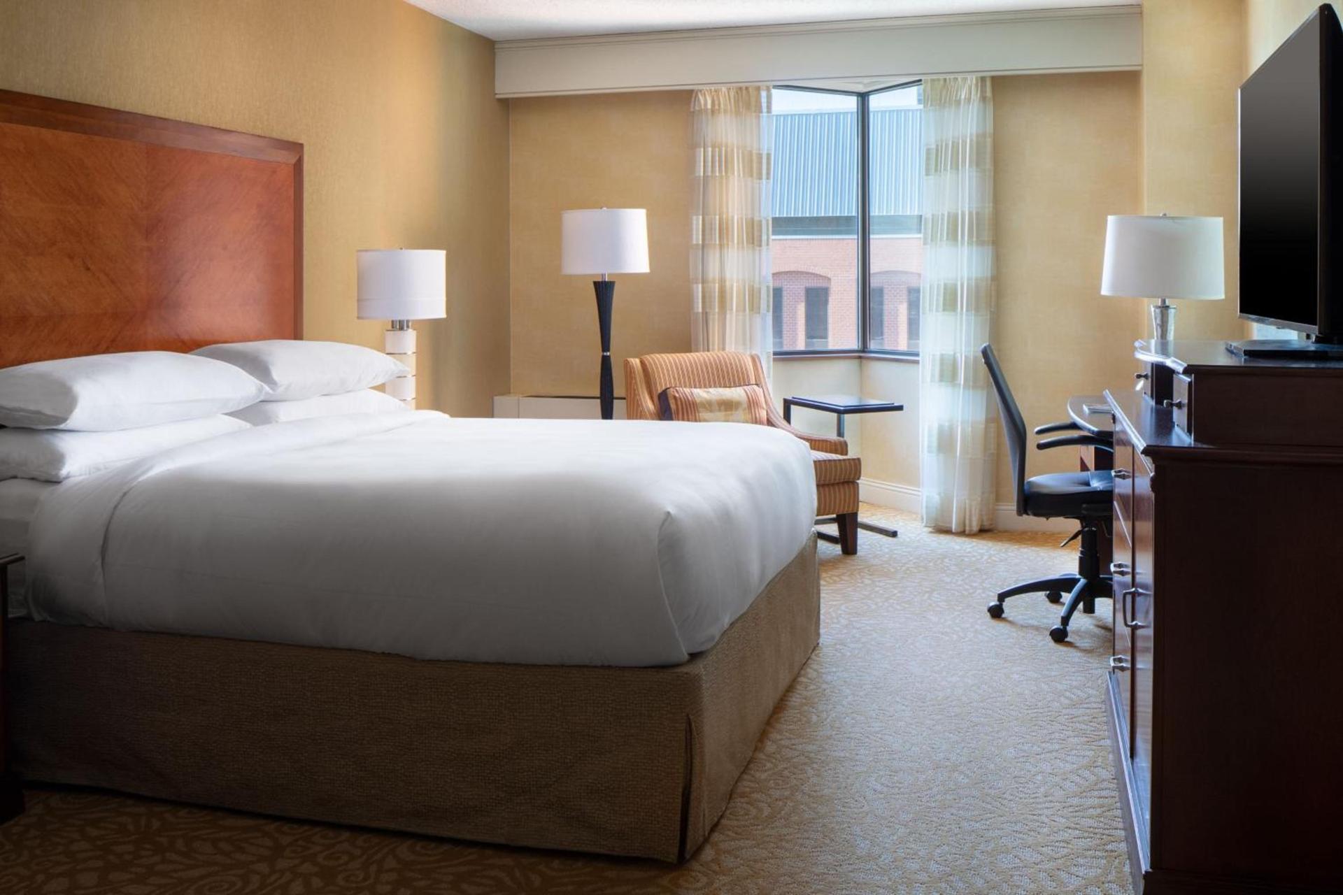 The Lincoln Marriott Cornhusker Hotel photo 11