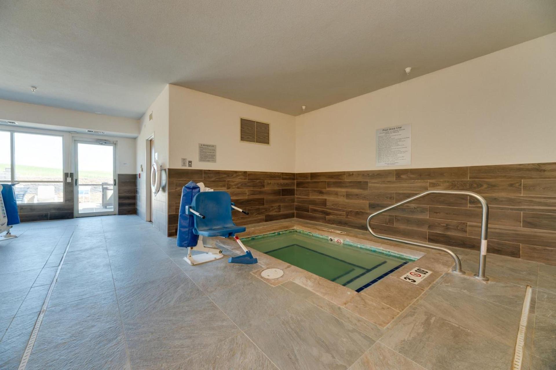 Fairfield Inn & Suites by Marriott Spearfish photo 36