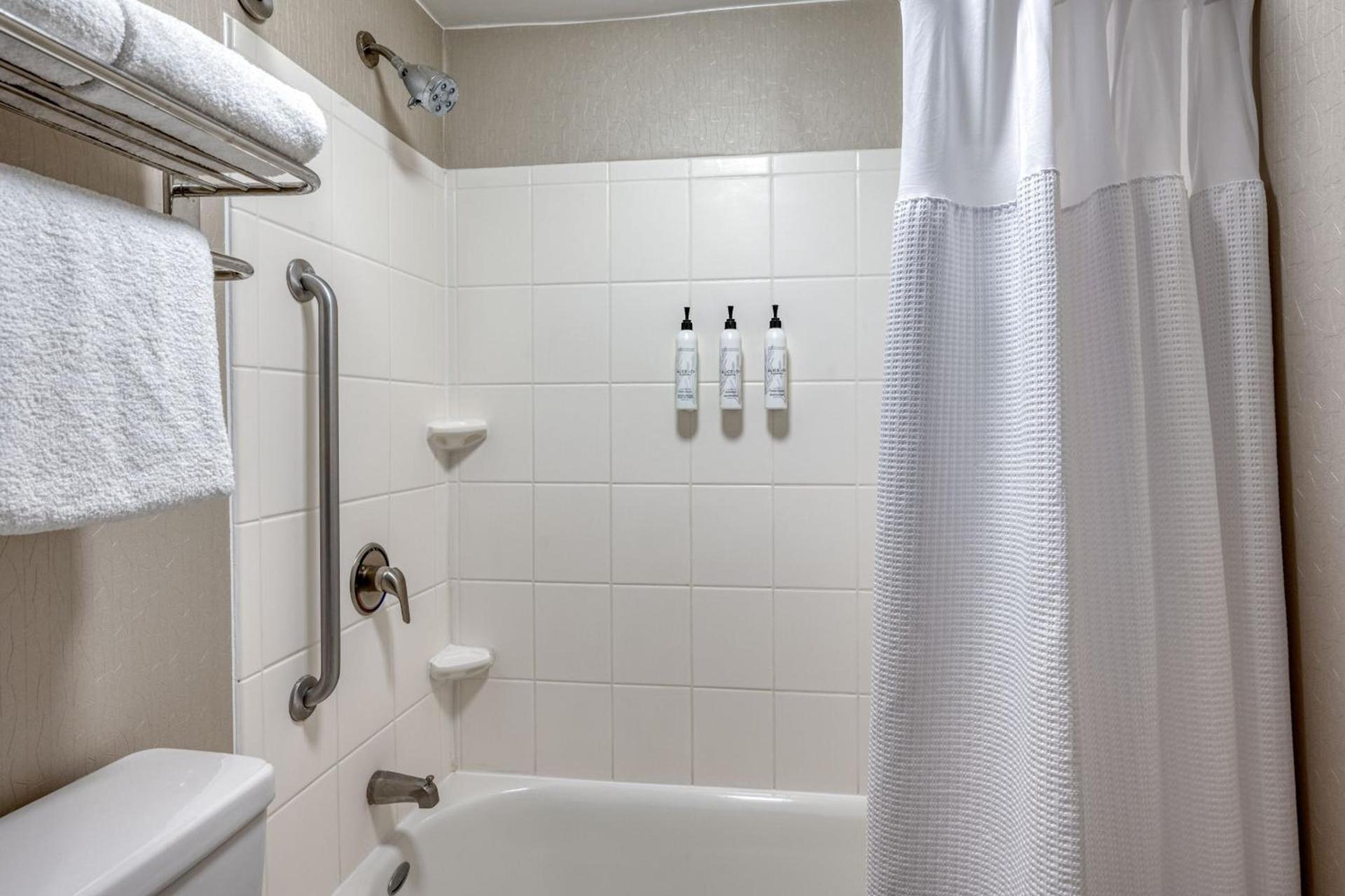 SpringHill Suites Terre Haute photo 14