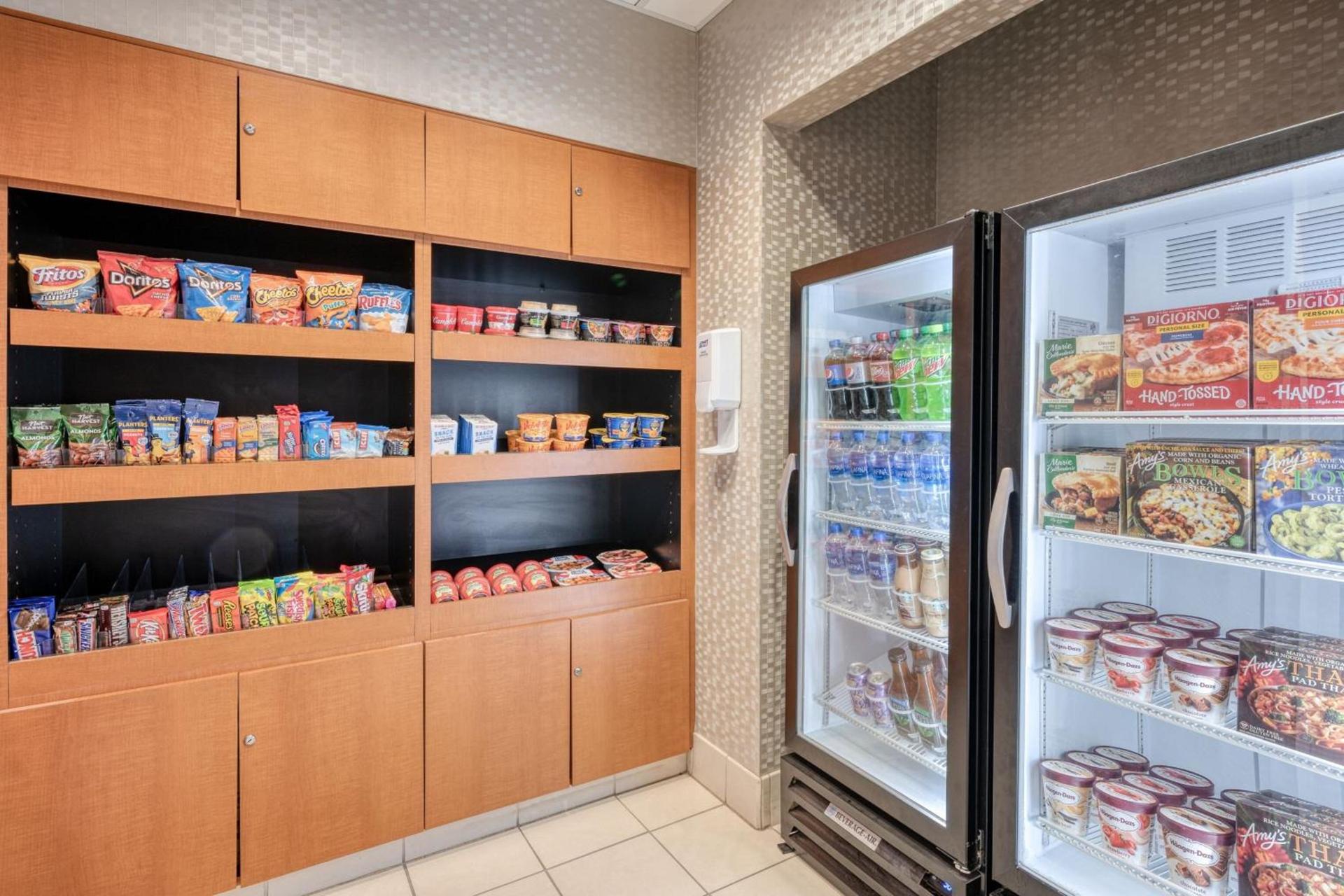 SpringHill Suites Terre Haute photo 18