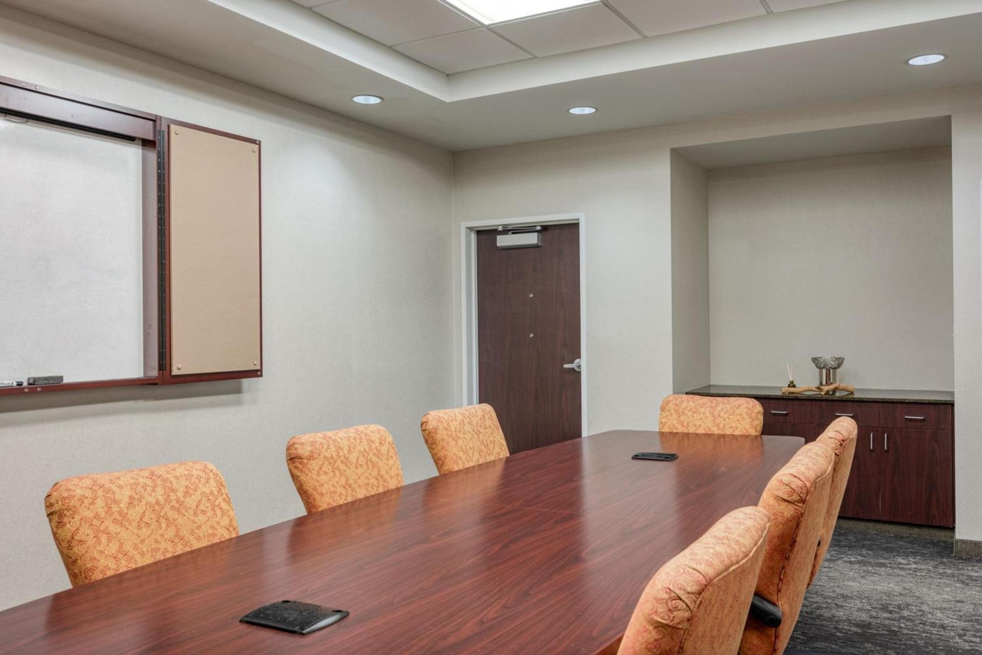 SpringHill Suites Terre Haute photo 25