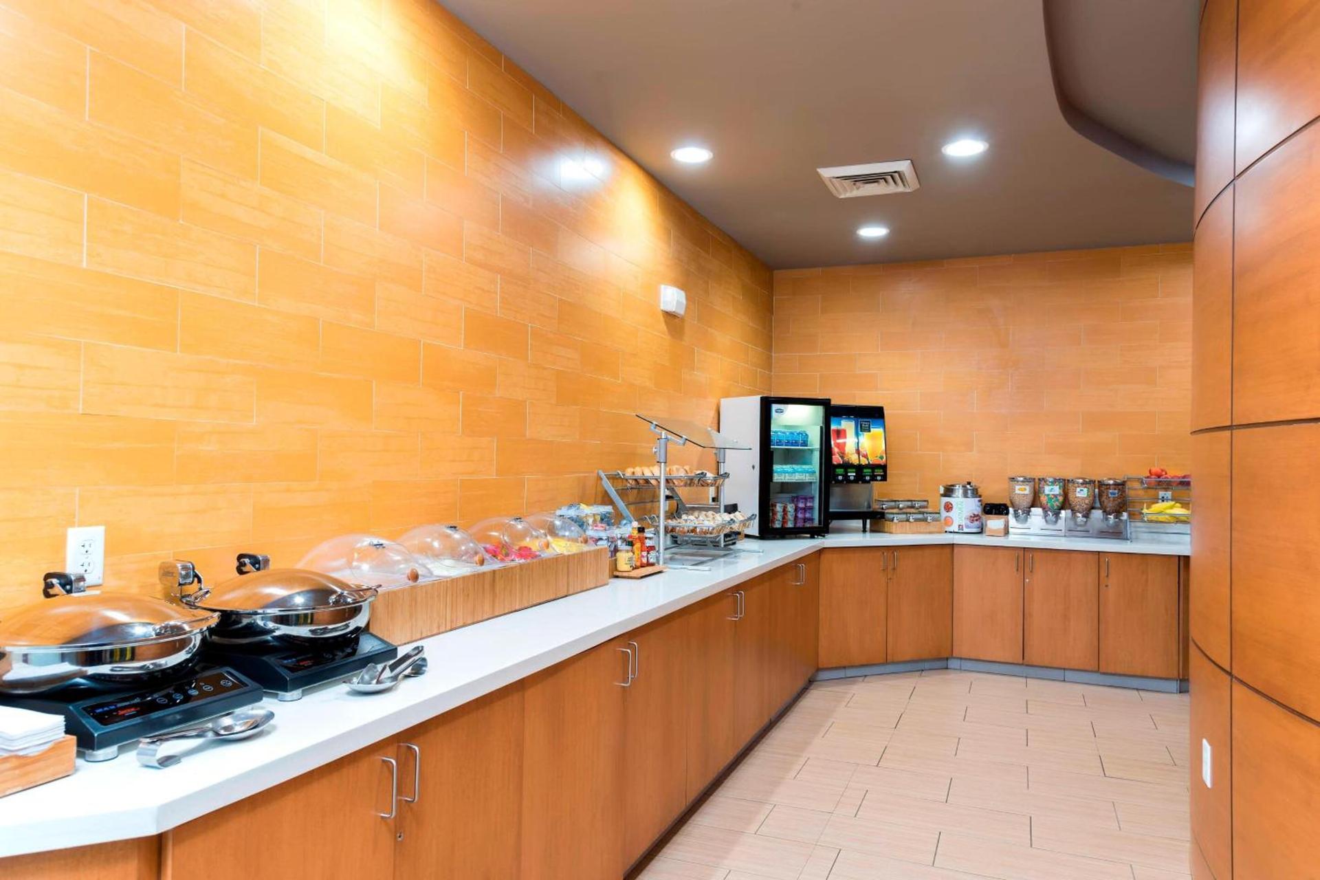 SpringHill Suites Detroit Auburn Hills photo 18