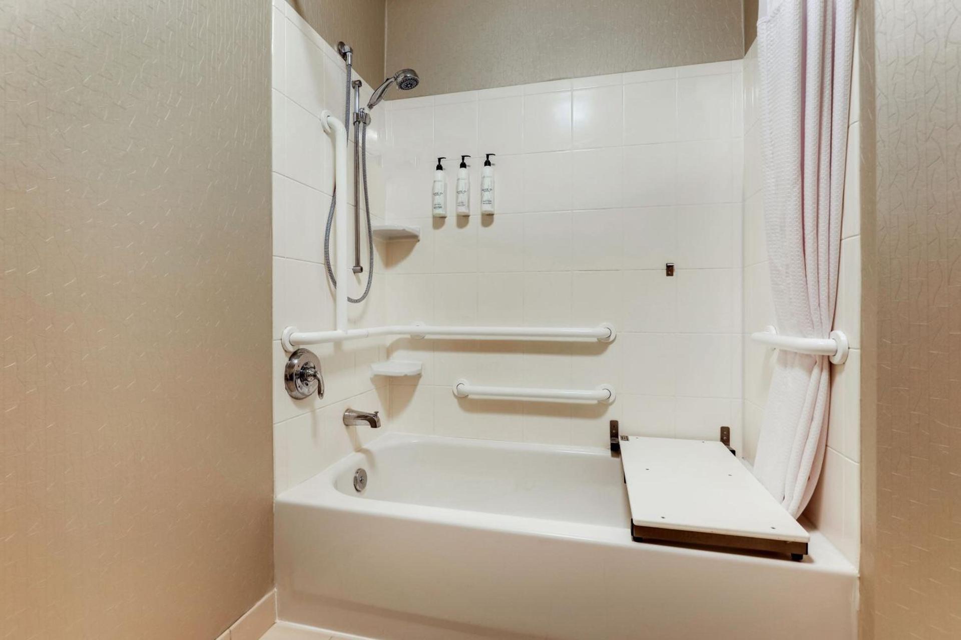SpringHill Suites Dayton South/Miamisburg photo 14