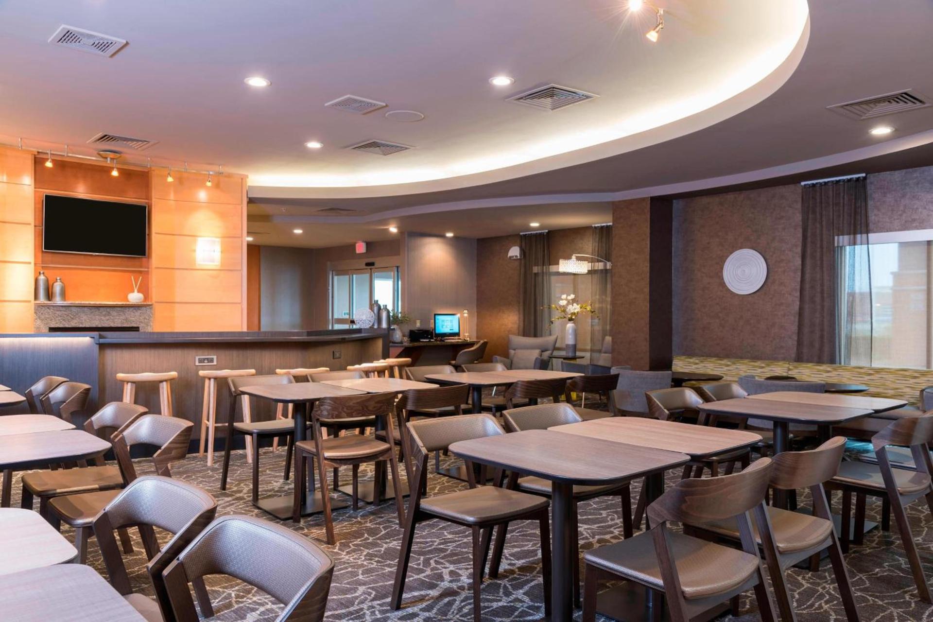 SpringHill Suites Midland photo 15