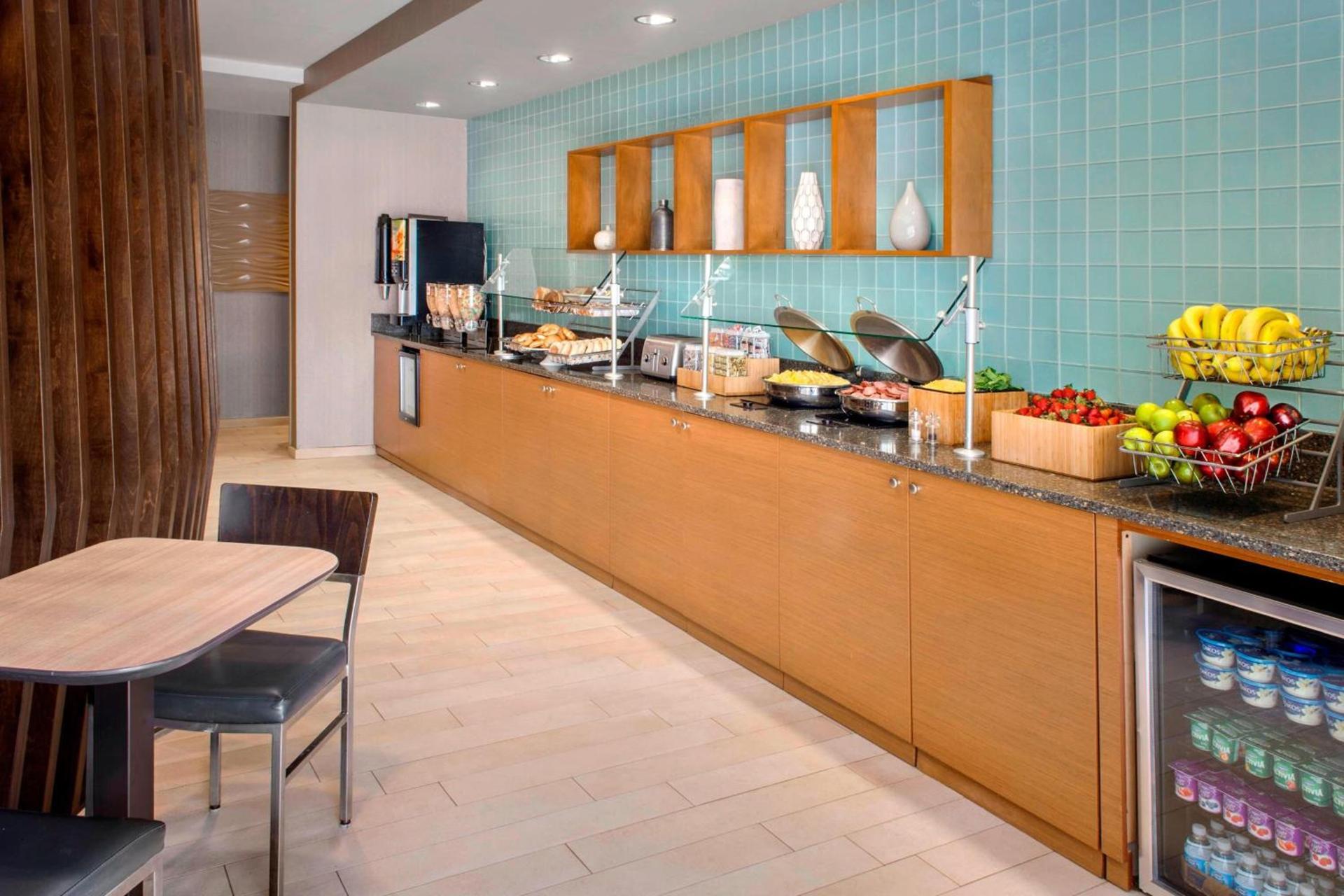 SpringHill Suites Long Island Brookhaven photo 12