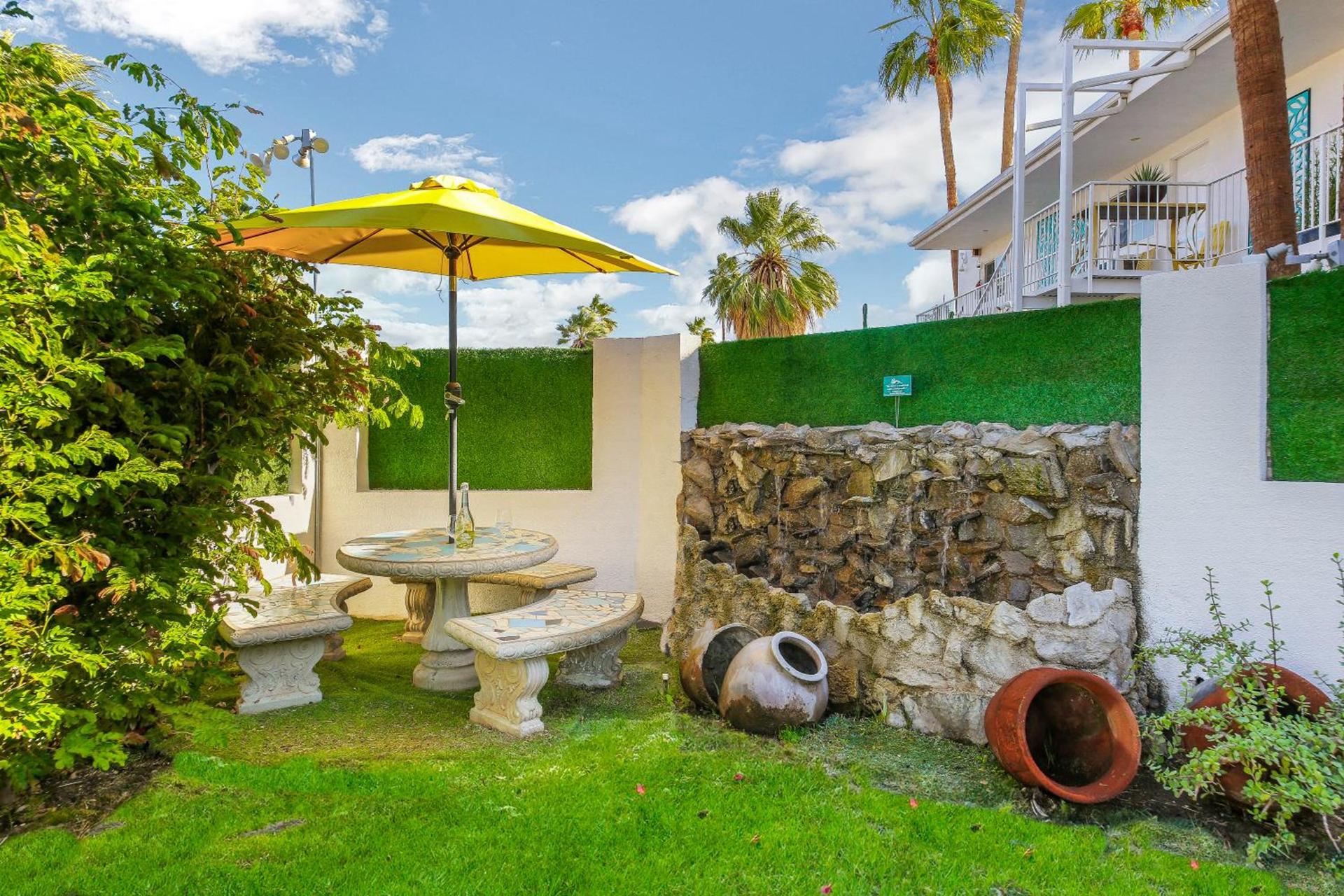 Inn at Palm Springs photo 31