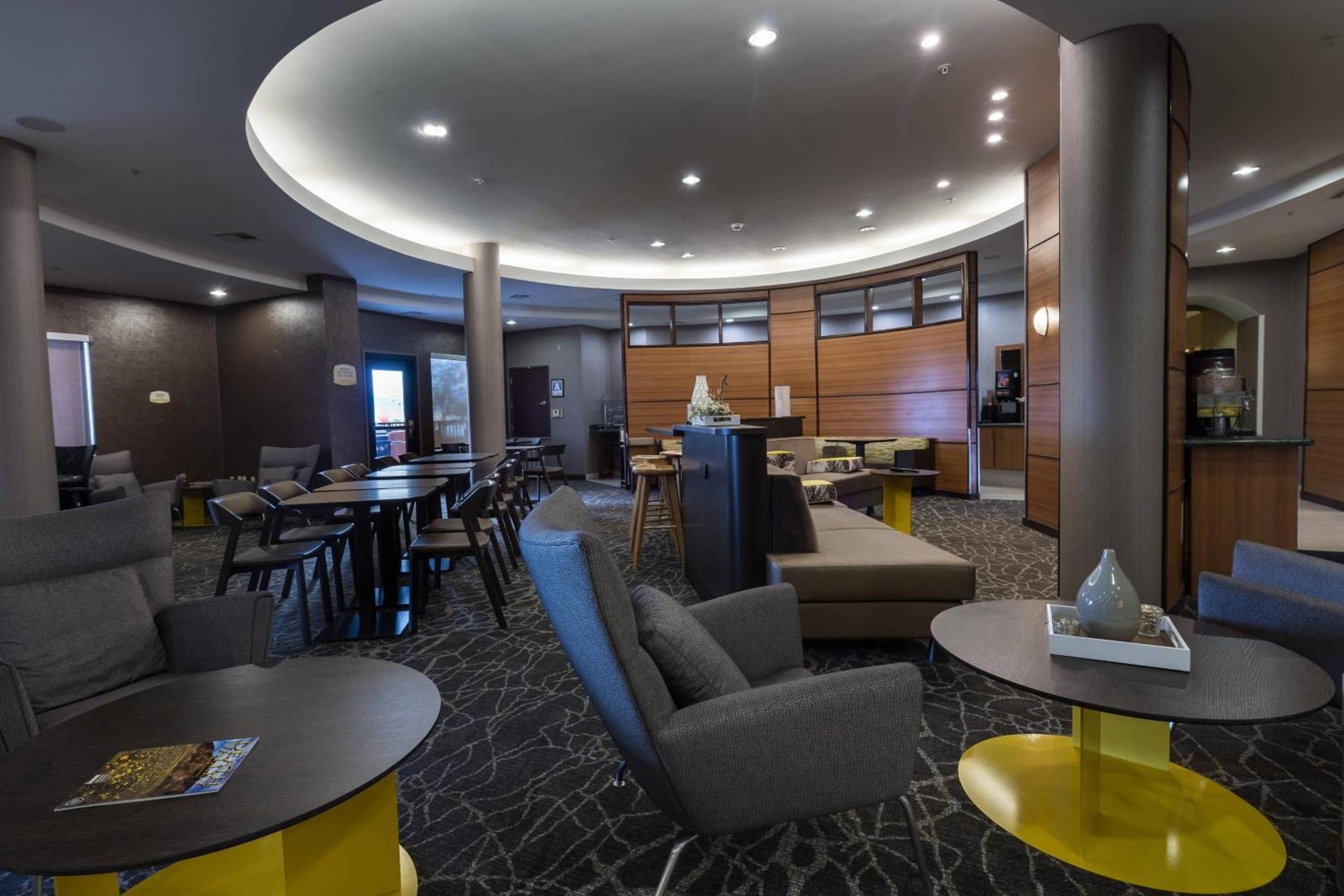 SpringHill Suites Ridgecrest photo 5