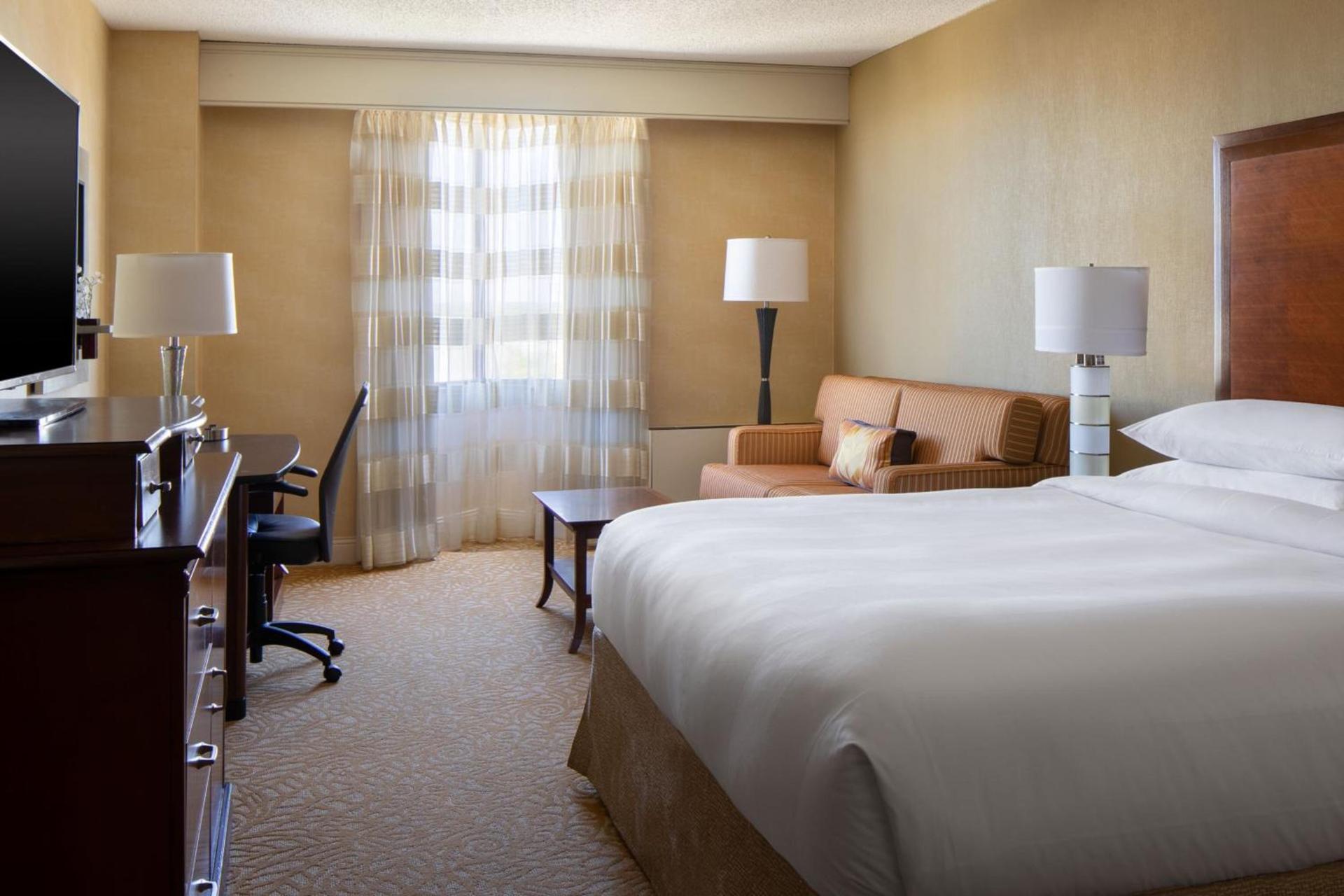 The Lincoln Marriott Cornhusker Hotel photo 13