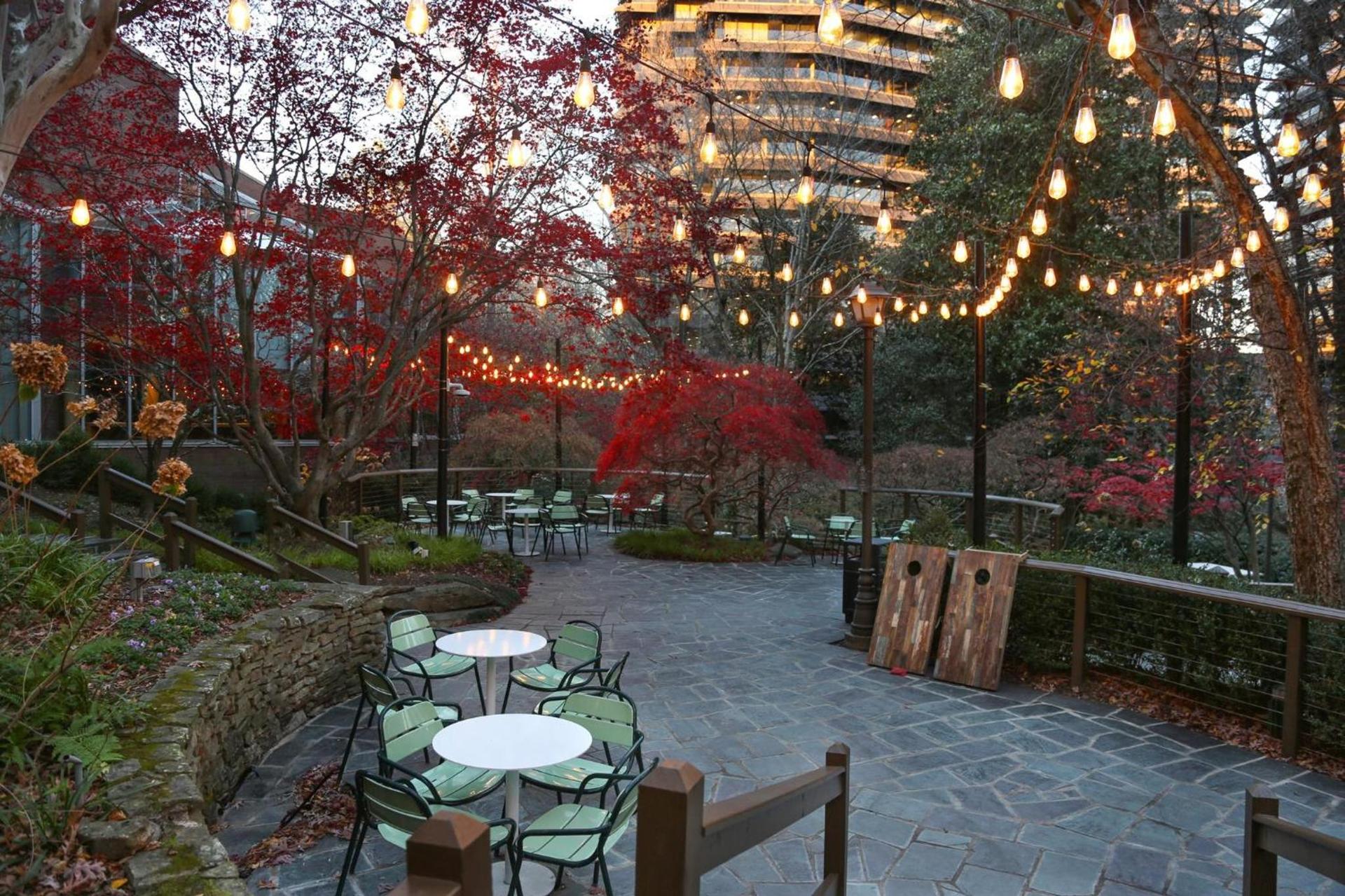 Crowne Plaza Atlanta Perimeter at Ravinia by IHG photo 54