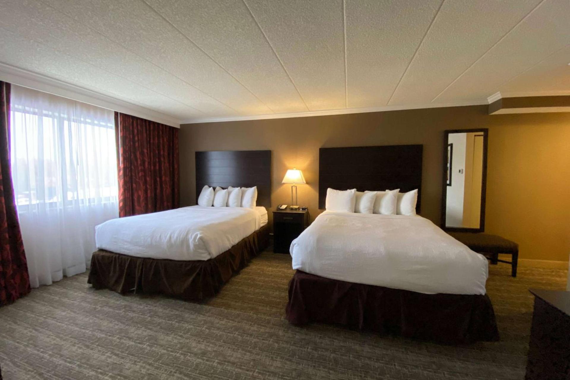 Wyndham Minneapolis South Burnsville photo 12