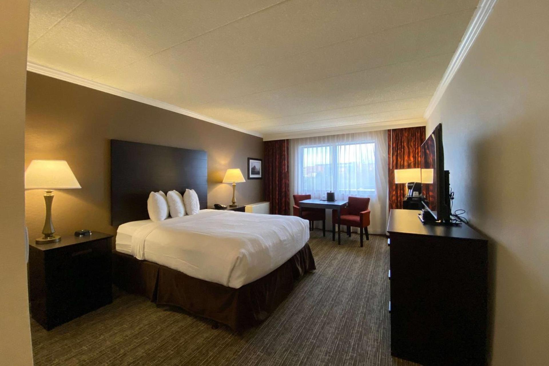 Wyndham Minneapolis South Burnsville photo 20