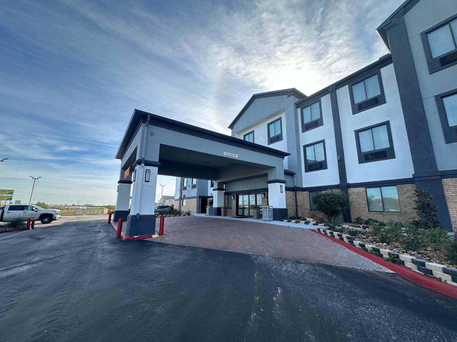 Comfort Inn & Suites Schulenburg photo 41