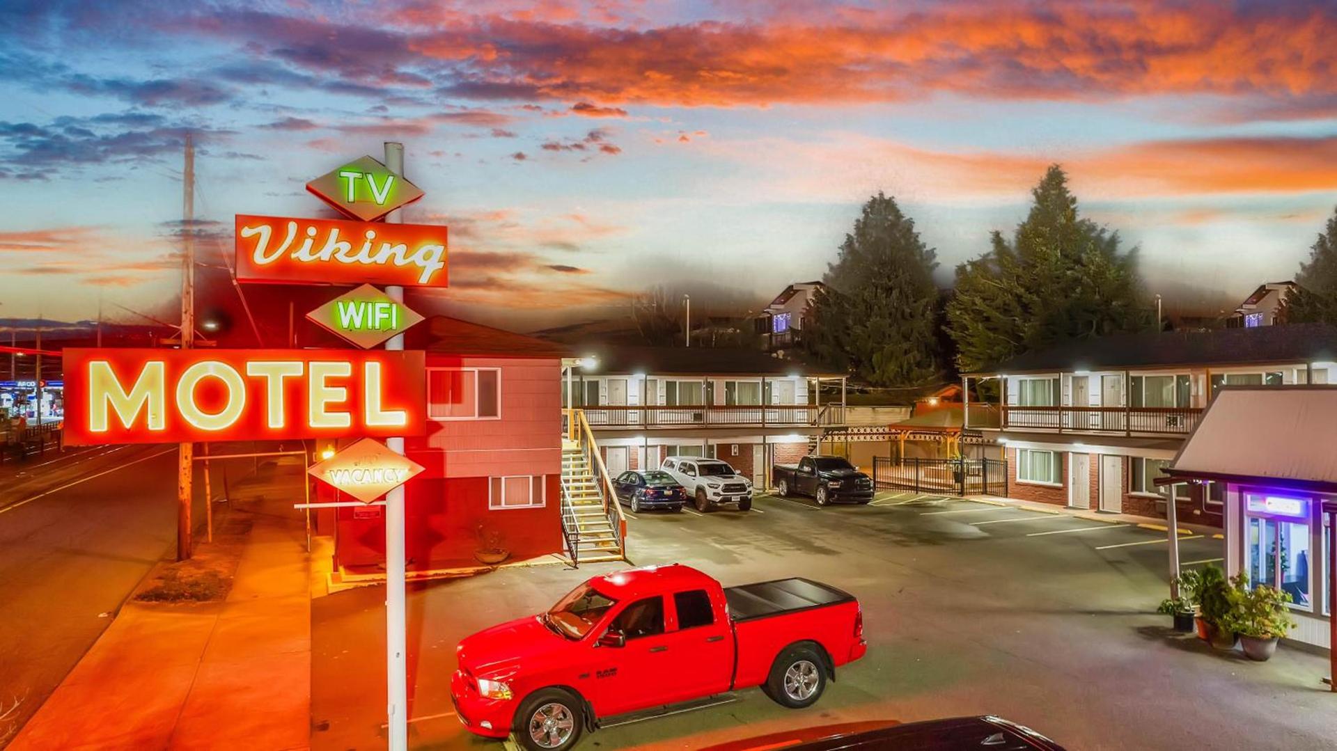 Viking Motel photo 1
