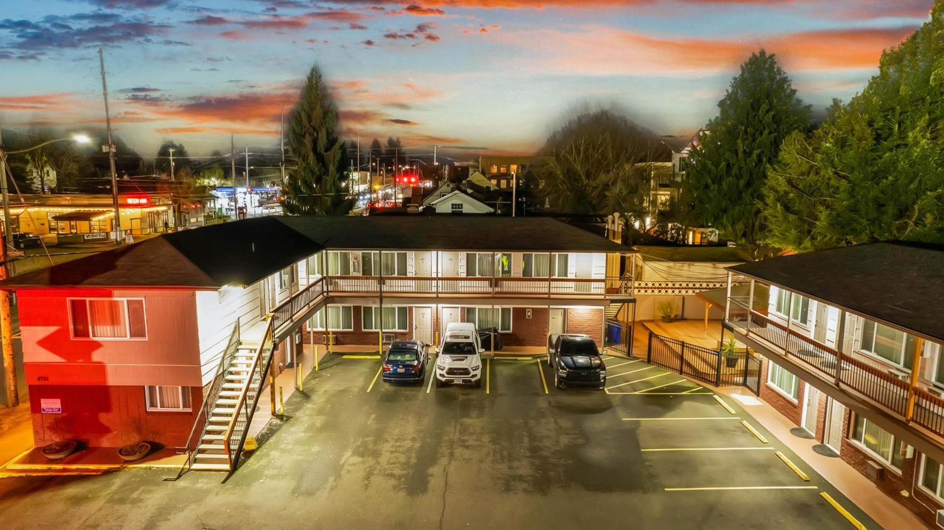 Viking Motel photo 9