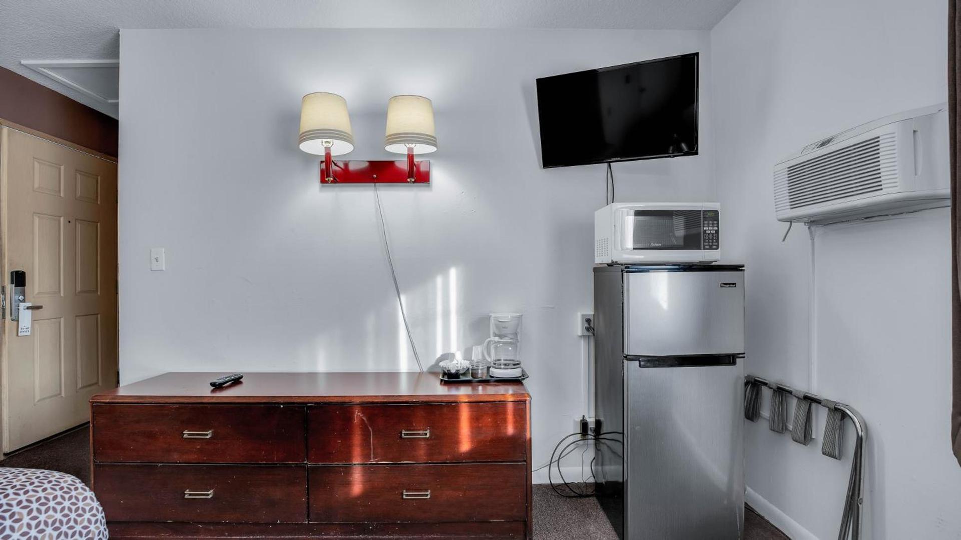Viking Motel photo 40