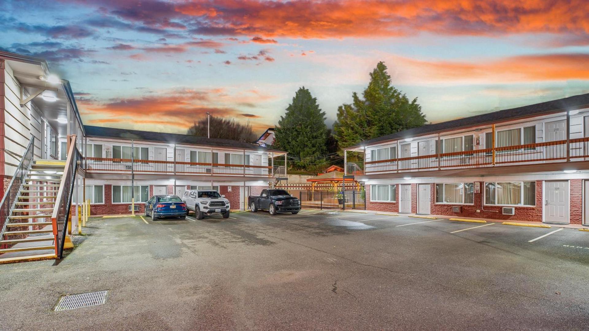 Viking Motel photo 50