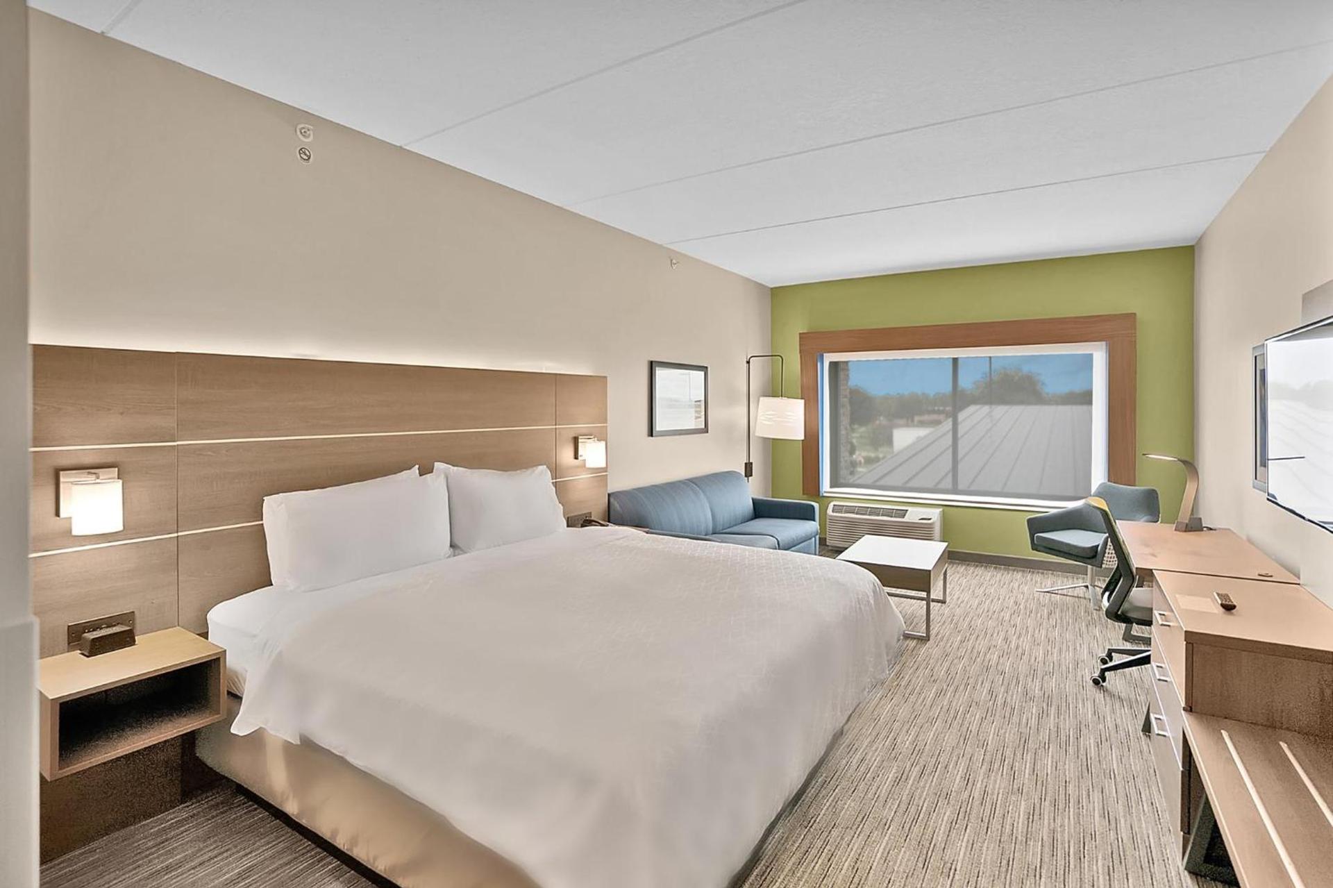 Holiday Inn Express - Jacksonville South Bartram Prk by IHG photo 8
