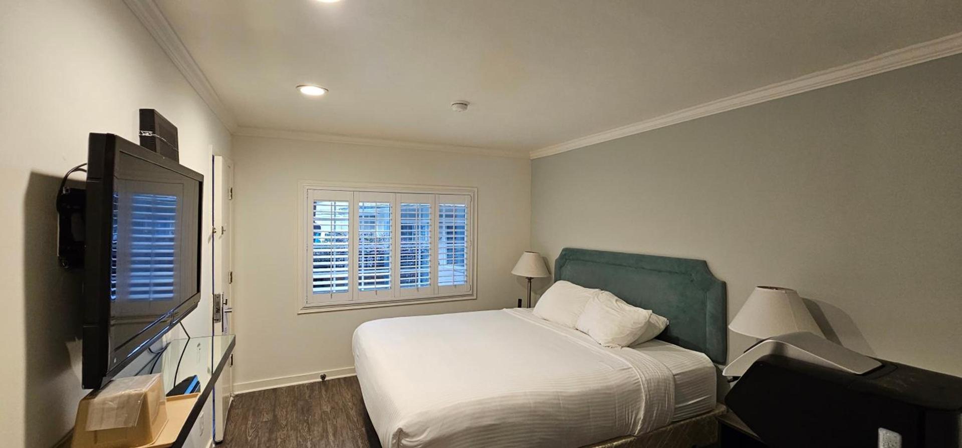 Bay Front Inn photo 19