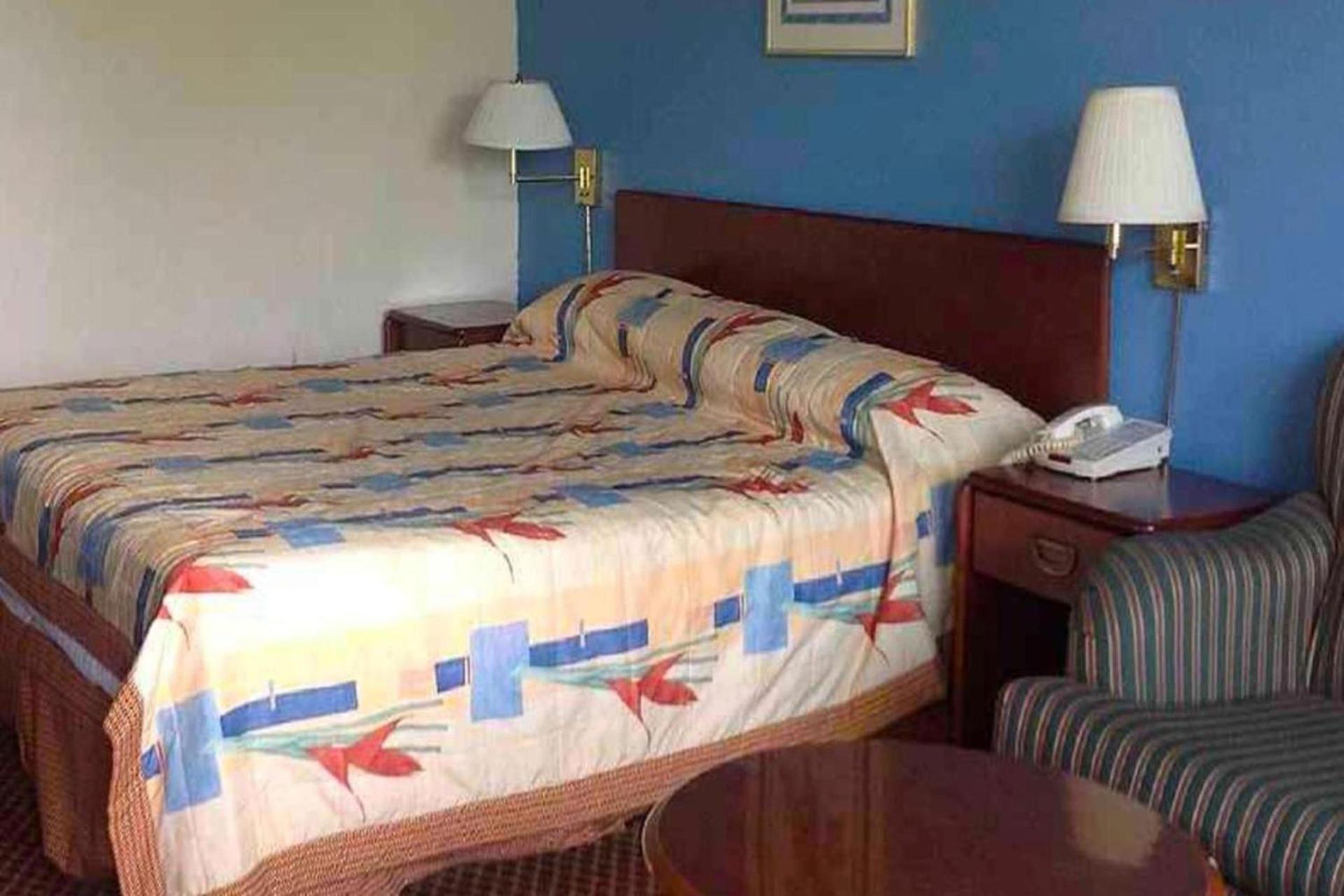 Super Inn & Suites by OYO Milledgeville photo 87