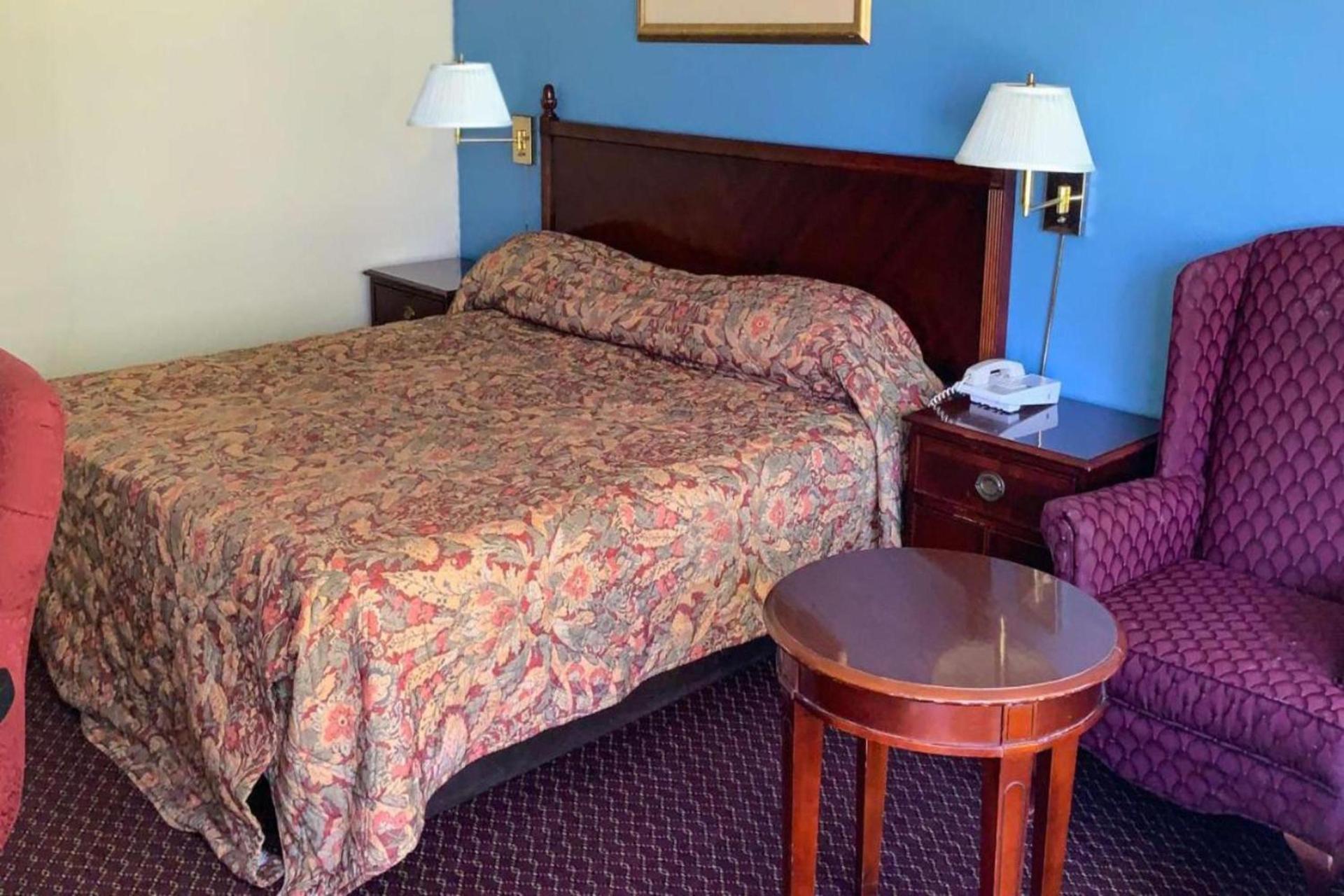 Super Inn & Suites by OYO Milledgeville photo 89