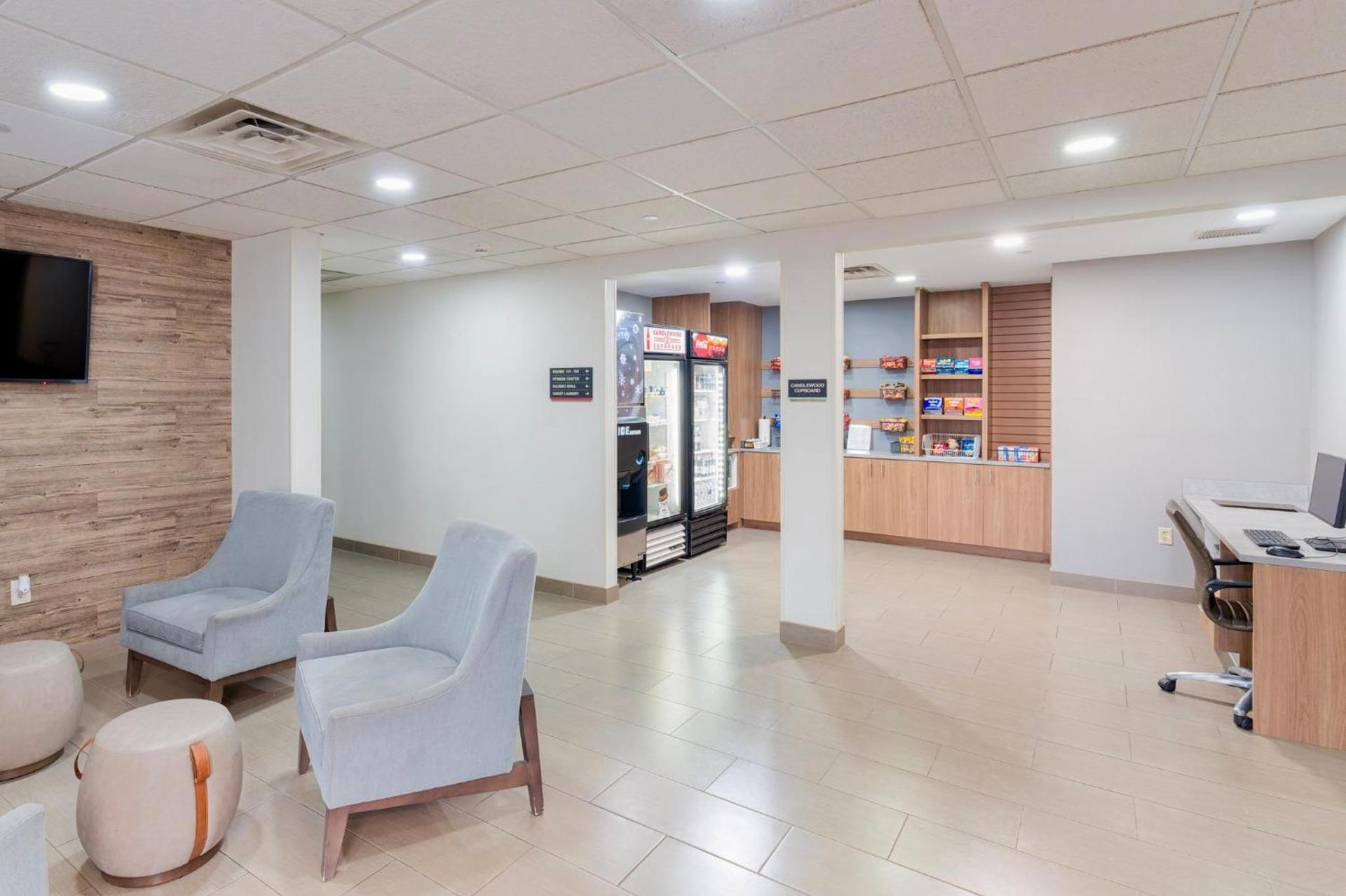 Candlewood Suites Oklahoma City-Moore by IHG photo 4